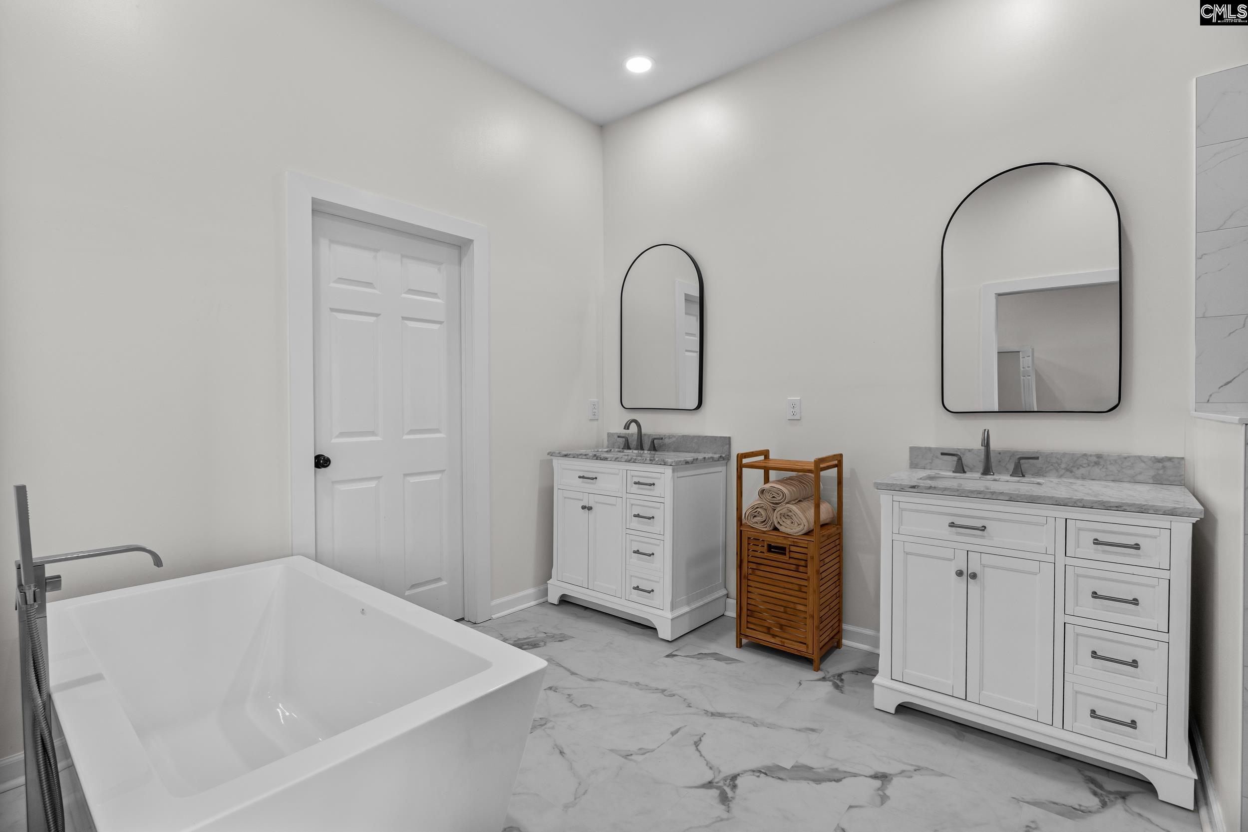 213 Tombfield Road Camden, SC 29020