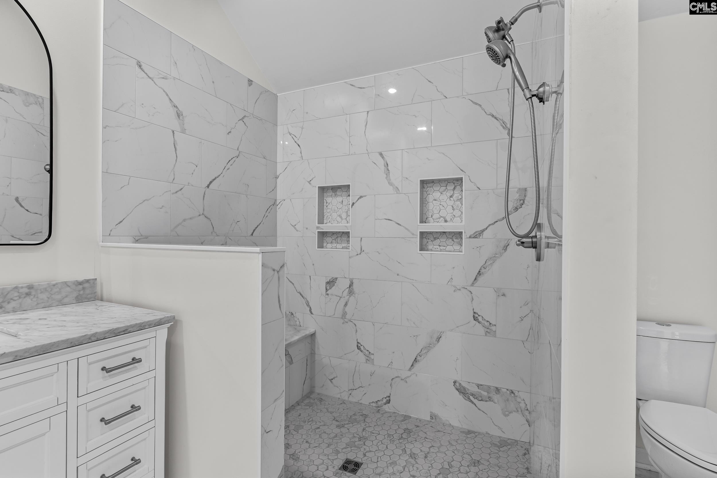 213 Tombfield Road Camden, SC 29020