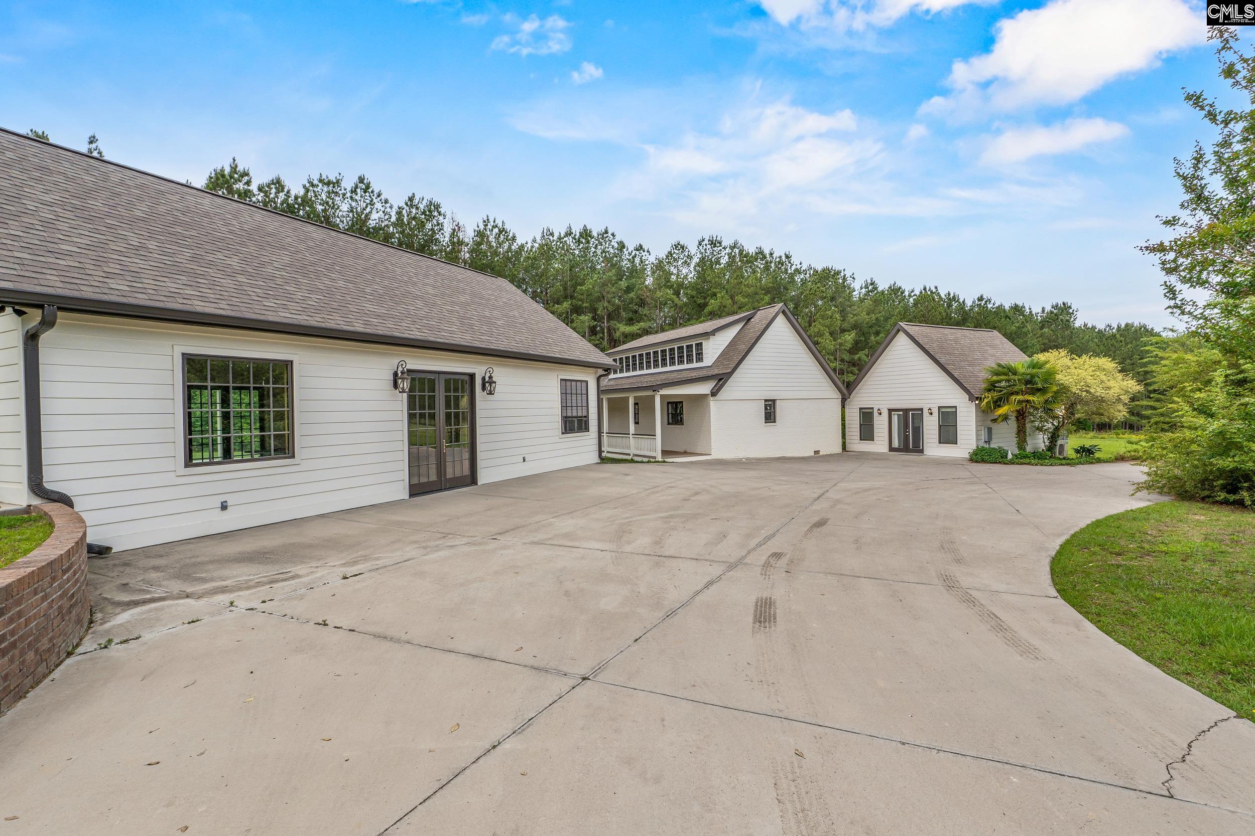 213 Tombfield Road Camden, SC 29020