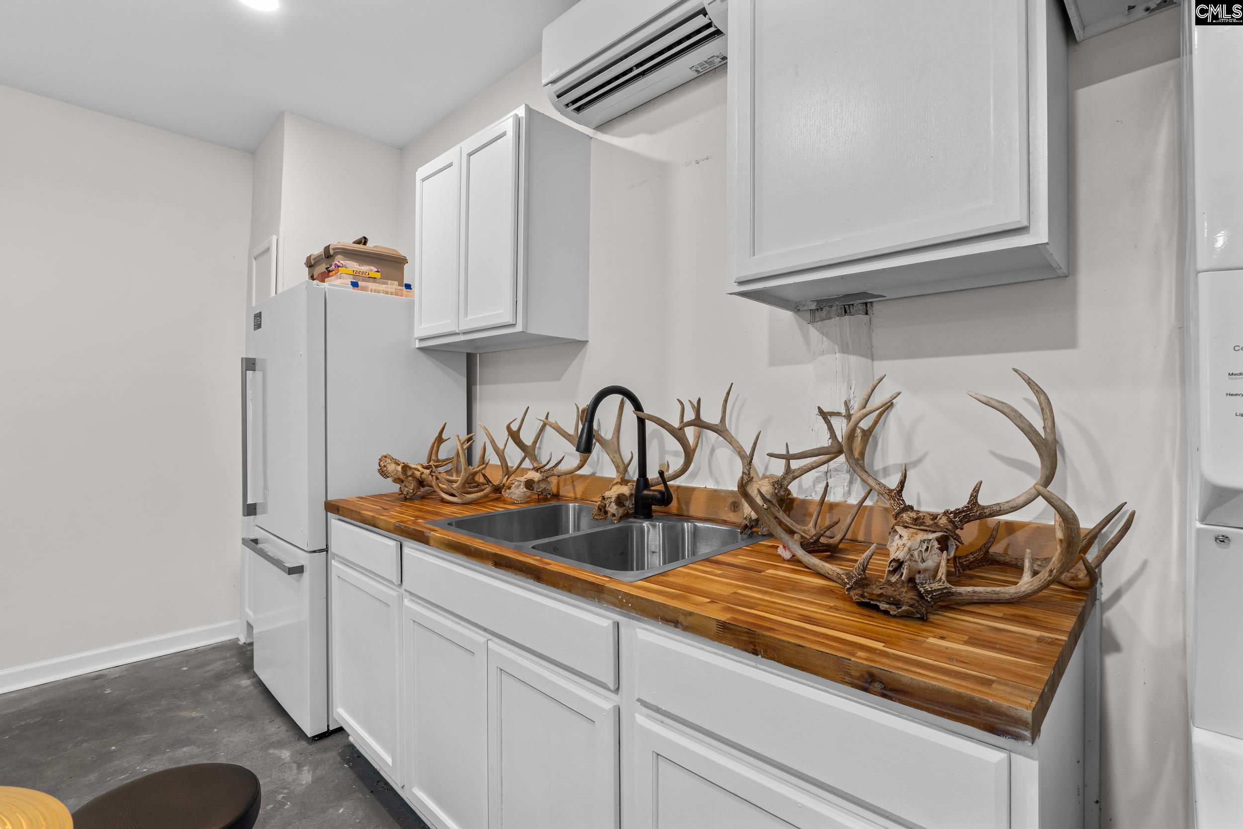 213 Tombfield Road Camden, SC 29020