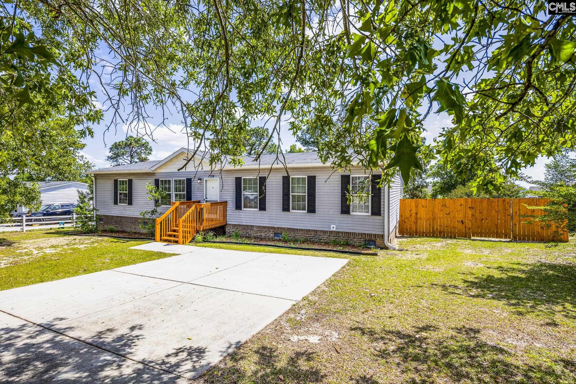 124 Bentgrass Lane Gaston, SC 29053