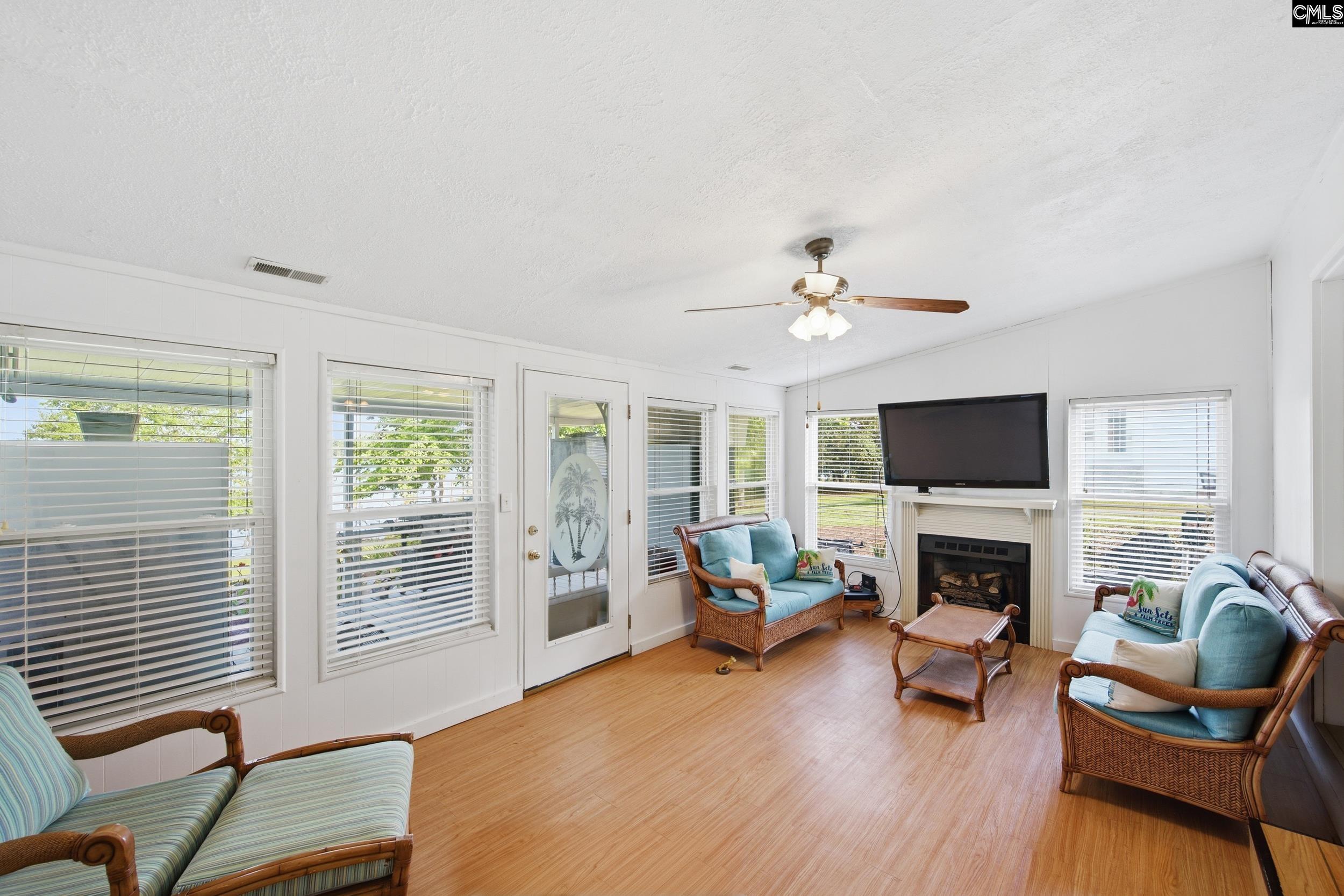 1089 Lake Drive Leesville, SC 29070