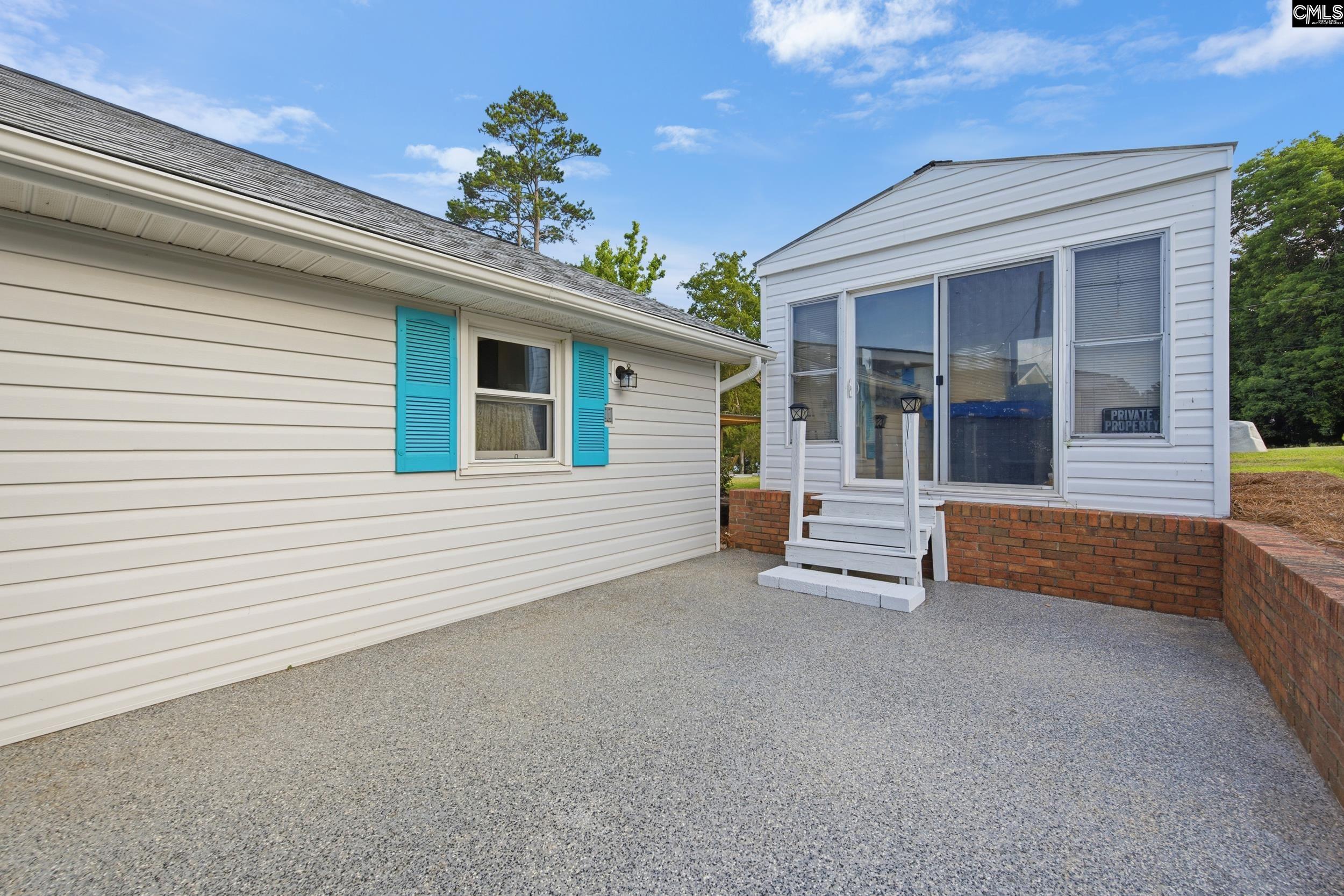 1089 Lake Drive Leesville, SC 29070