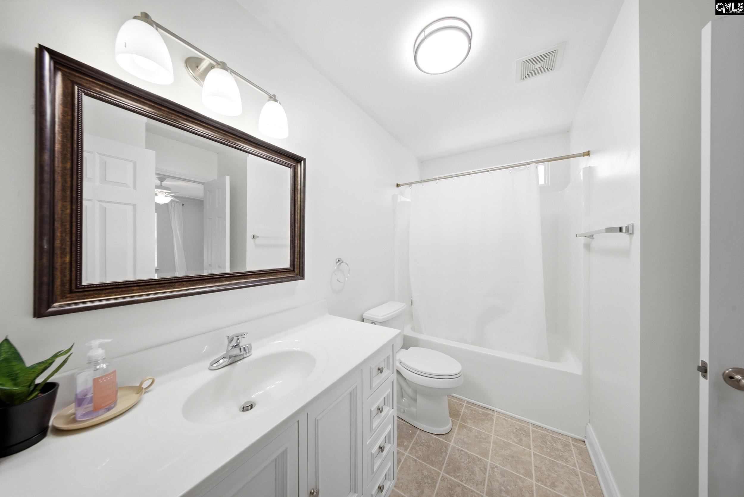 216 Sturton Dr Lexington, SC 29072-6938