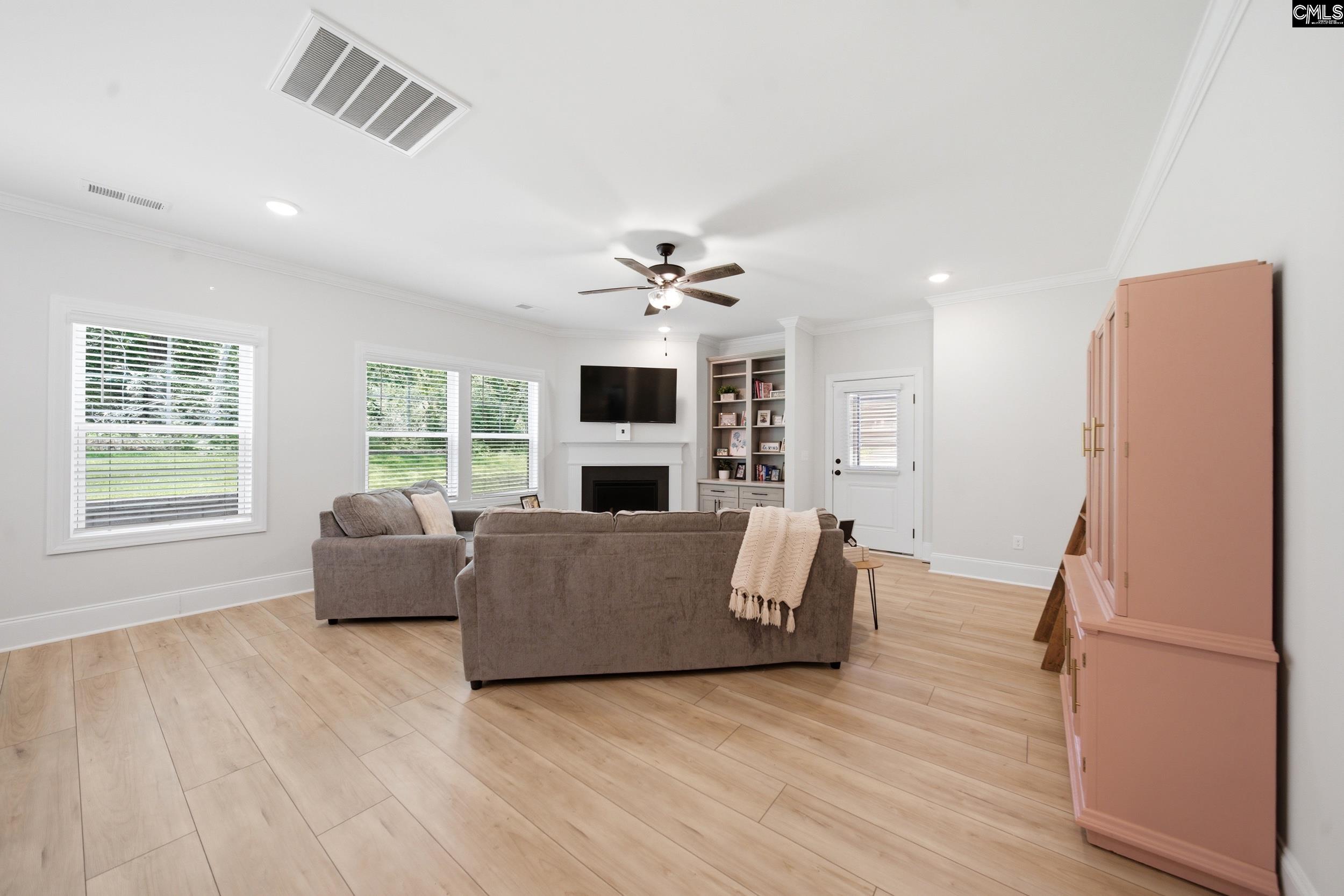 149 Collins Cove Drive Chapin, SC 29036