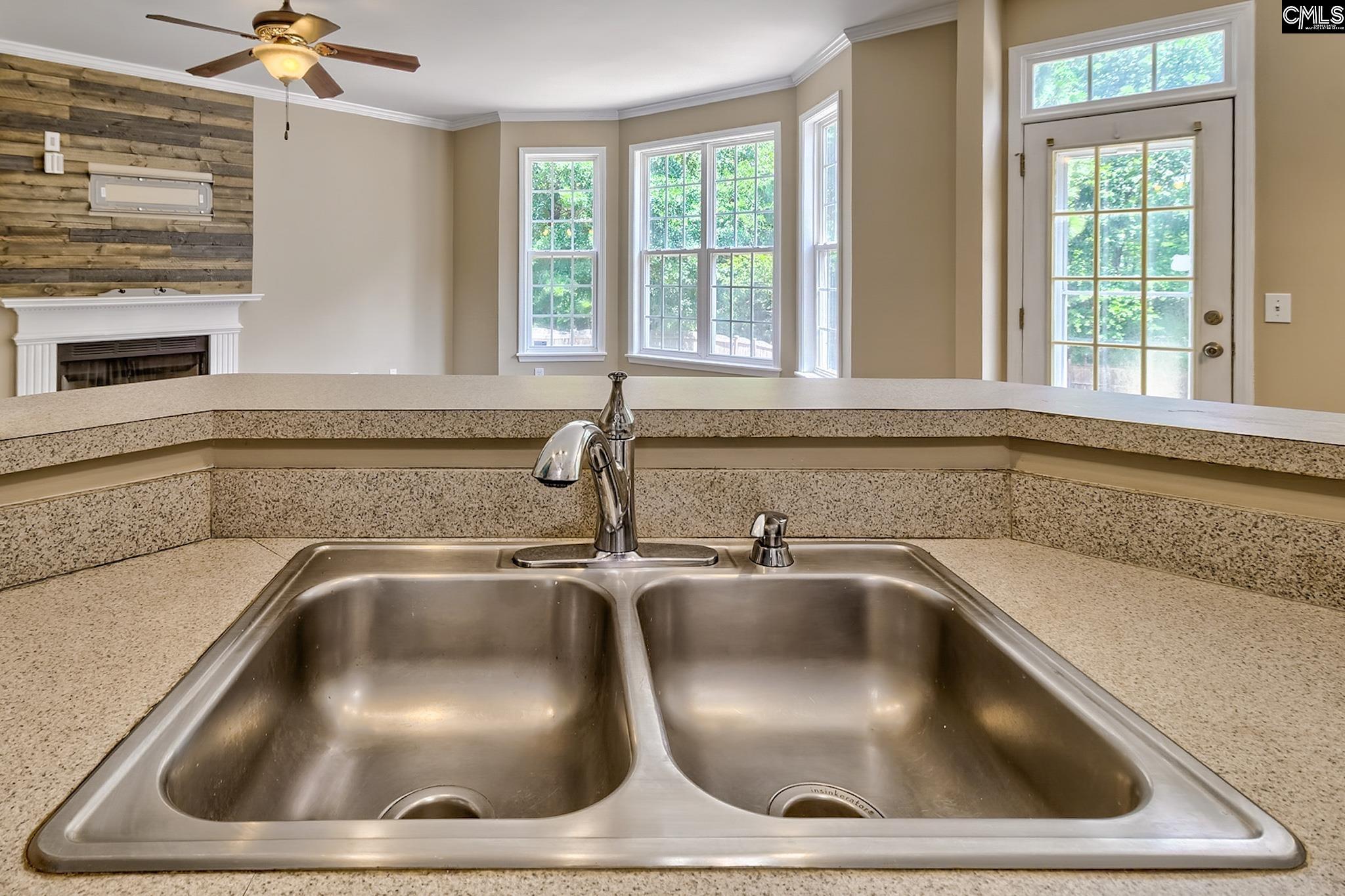 136 Mason Ridge Circle Columbia, SC 29229