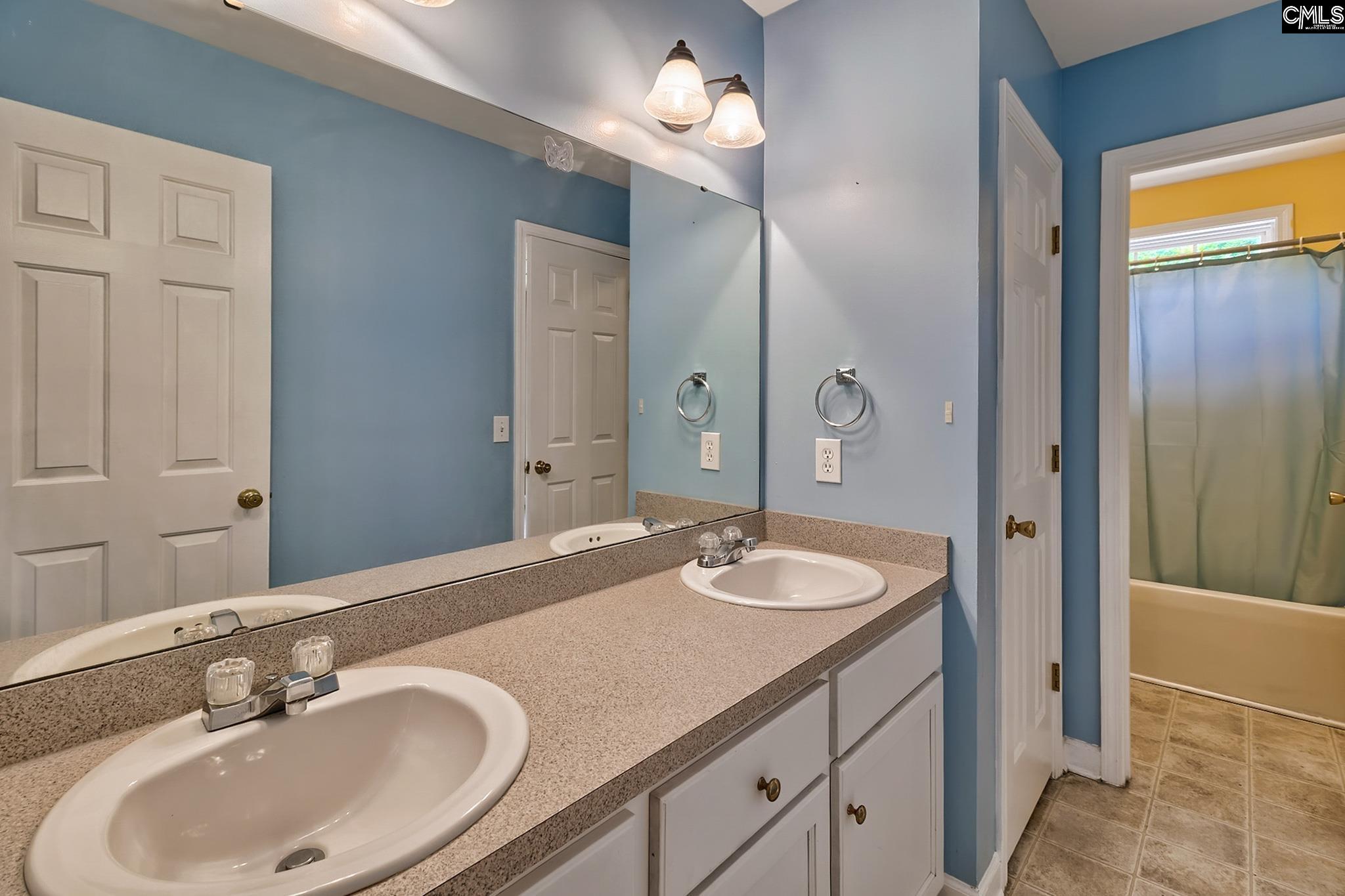 136 Mason Ridge Circle Columbia, SC 29229
