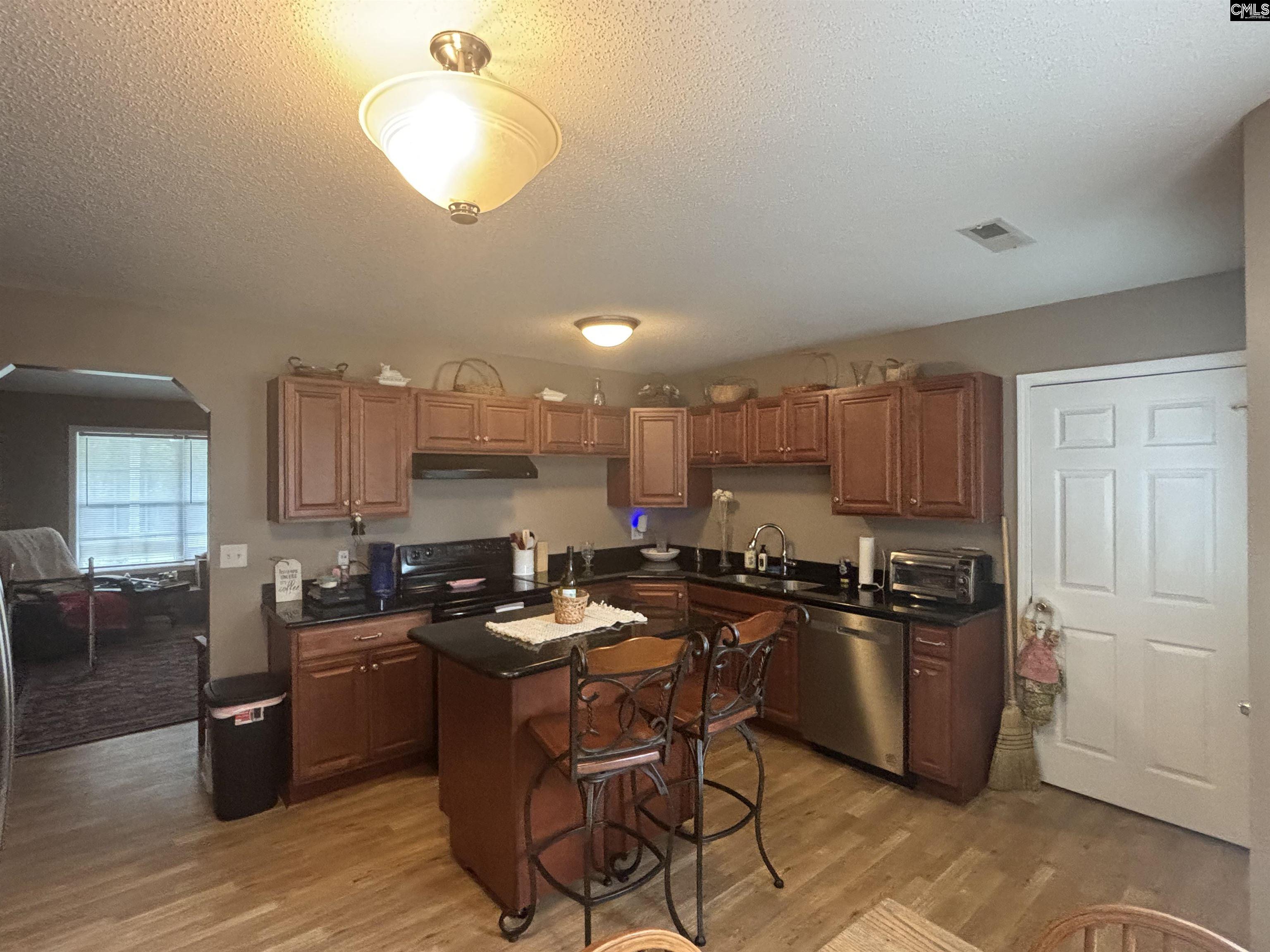 548 Eskie Dixon Road Elgin, SC 29045