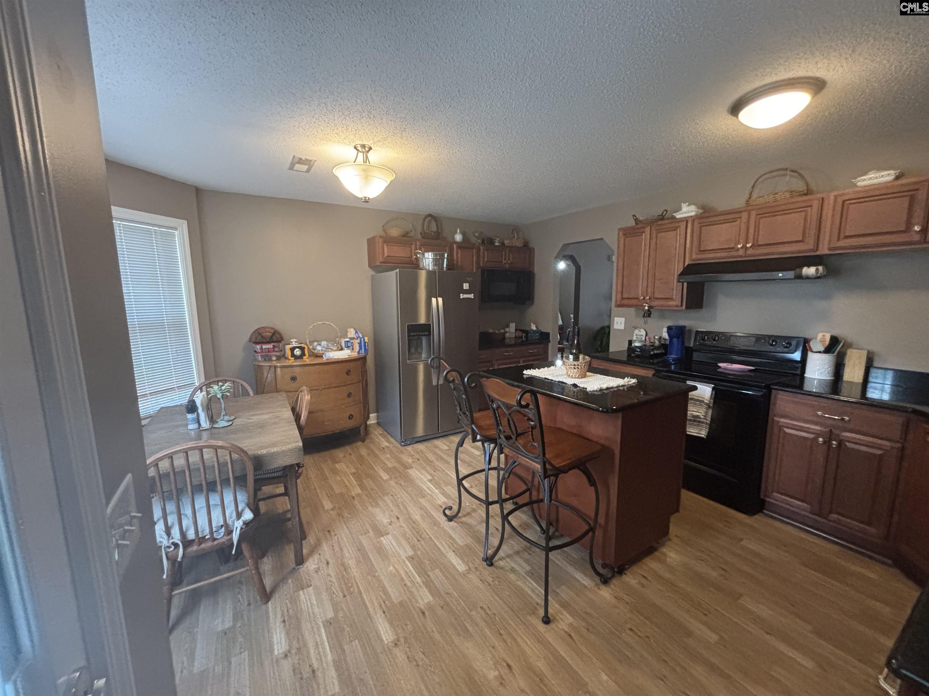 548 Eskie Dixon Road Elgin, SC 29045