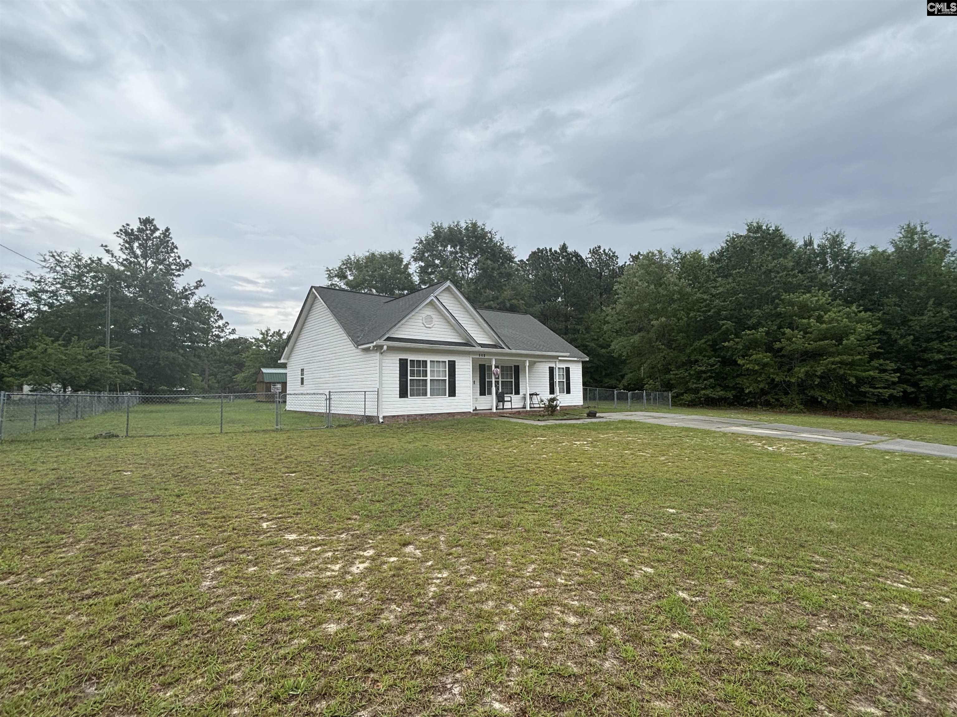 548 Eskie Dixon Road Elgin, SC 29045