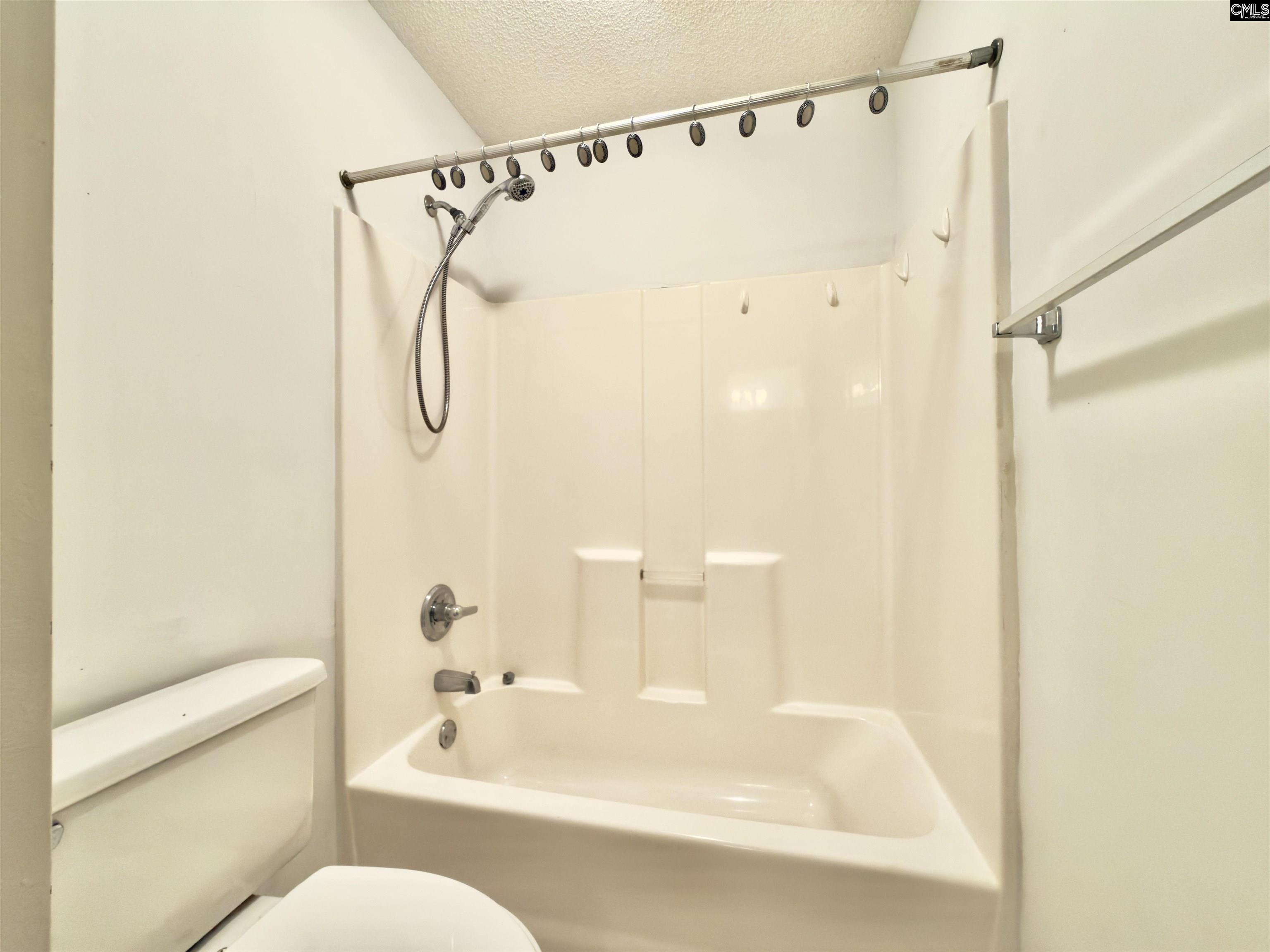 155 1A Willow Creek Blvd Lugoff, SC 29078