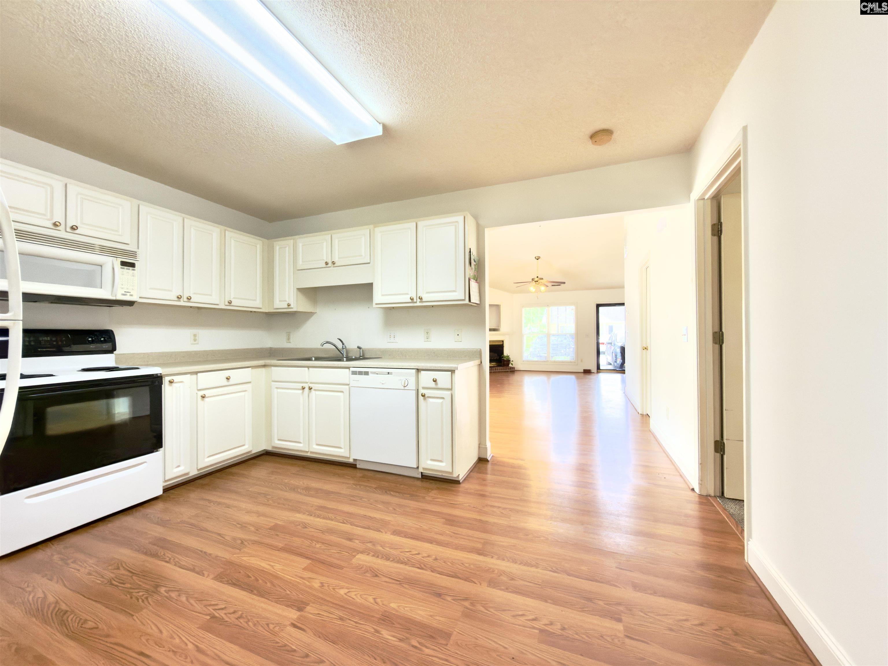 155 1A Willow Creek Blvd Lugoff, SC 29078