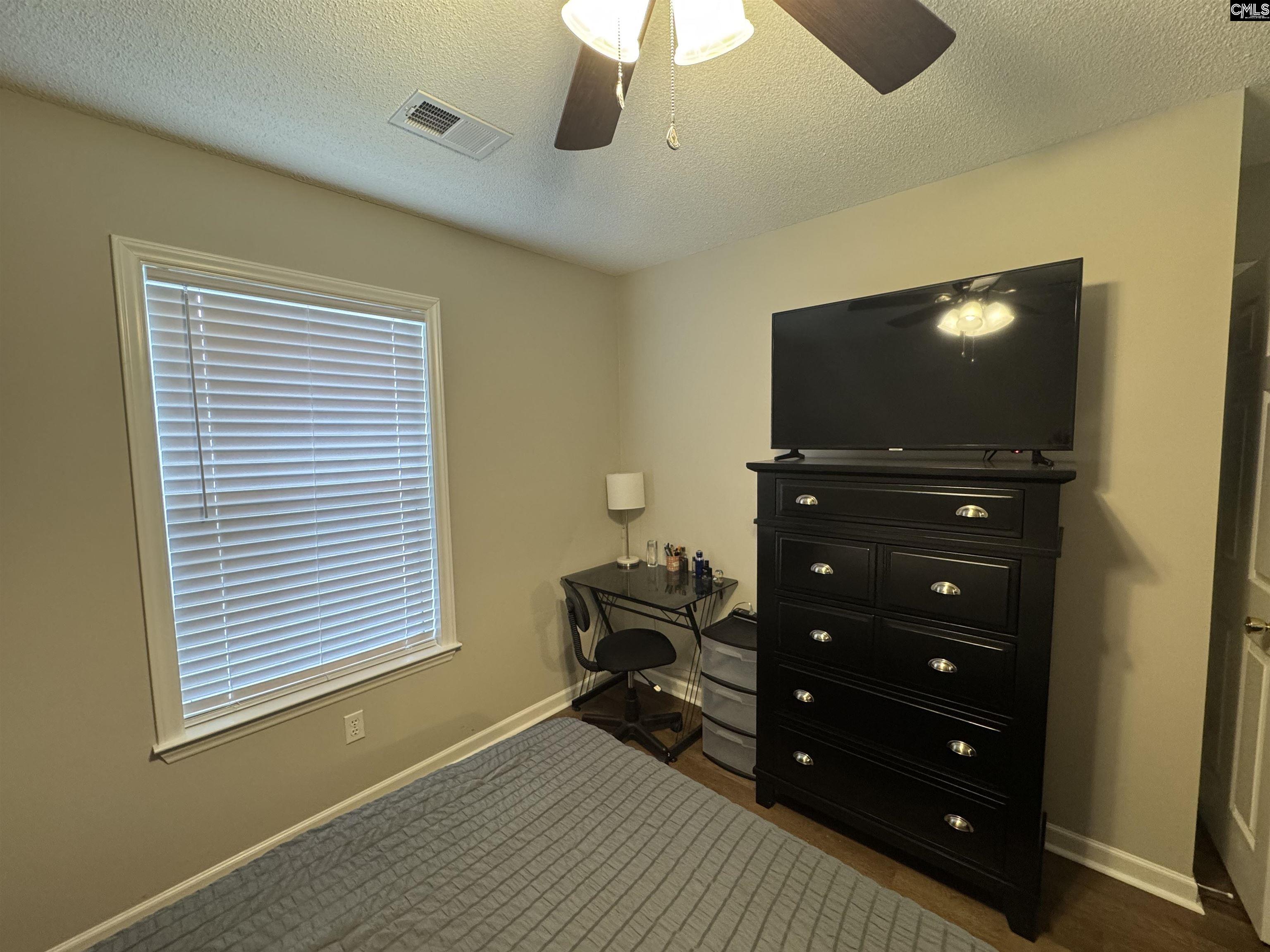 8 Hampton Oaks Place Columbia, SC 29212