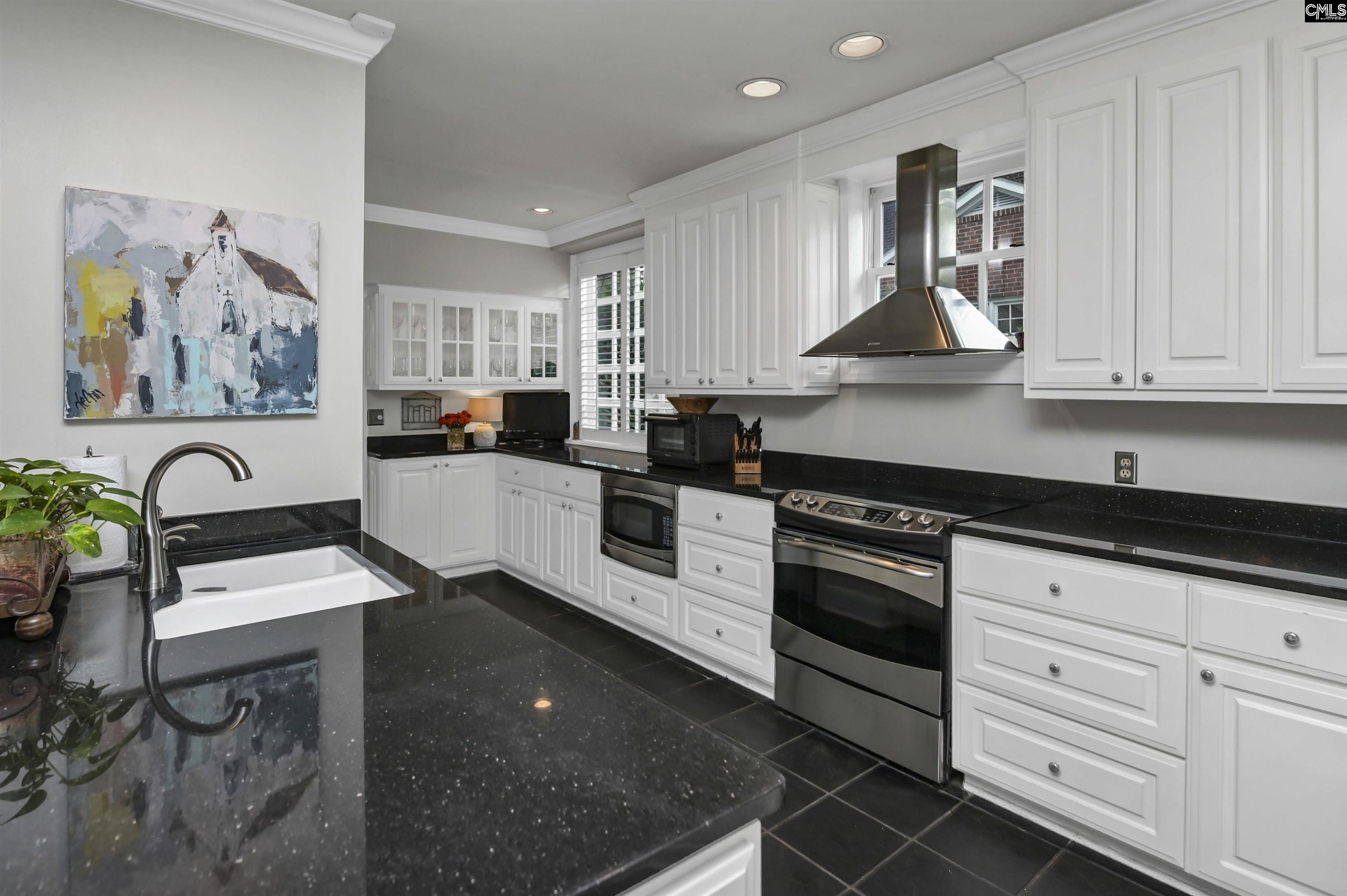 3902 Kenilworth Road Columbia, SC 29205