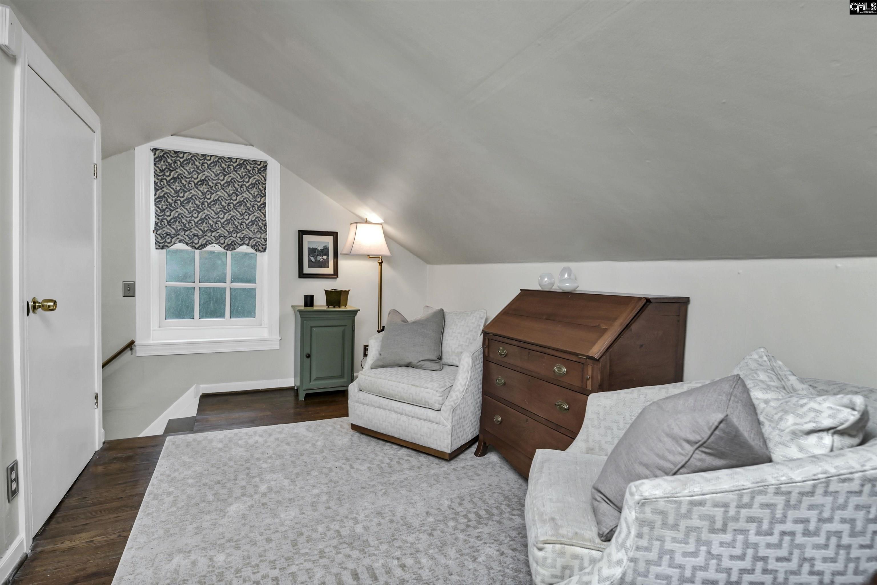 3902 Kenilworth Road Columbia, SC 29205