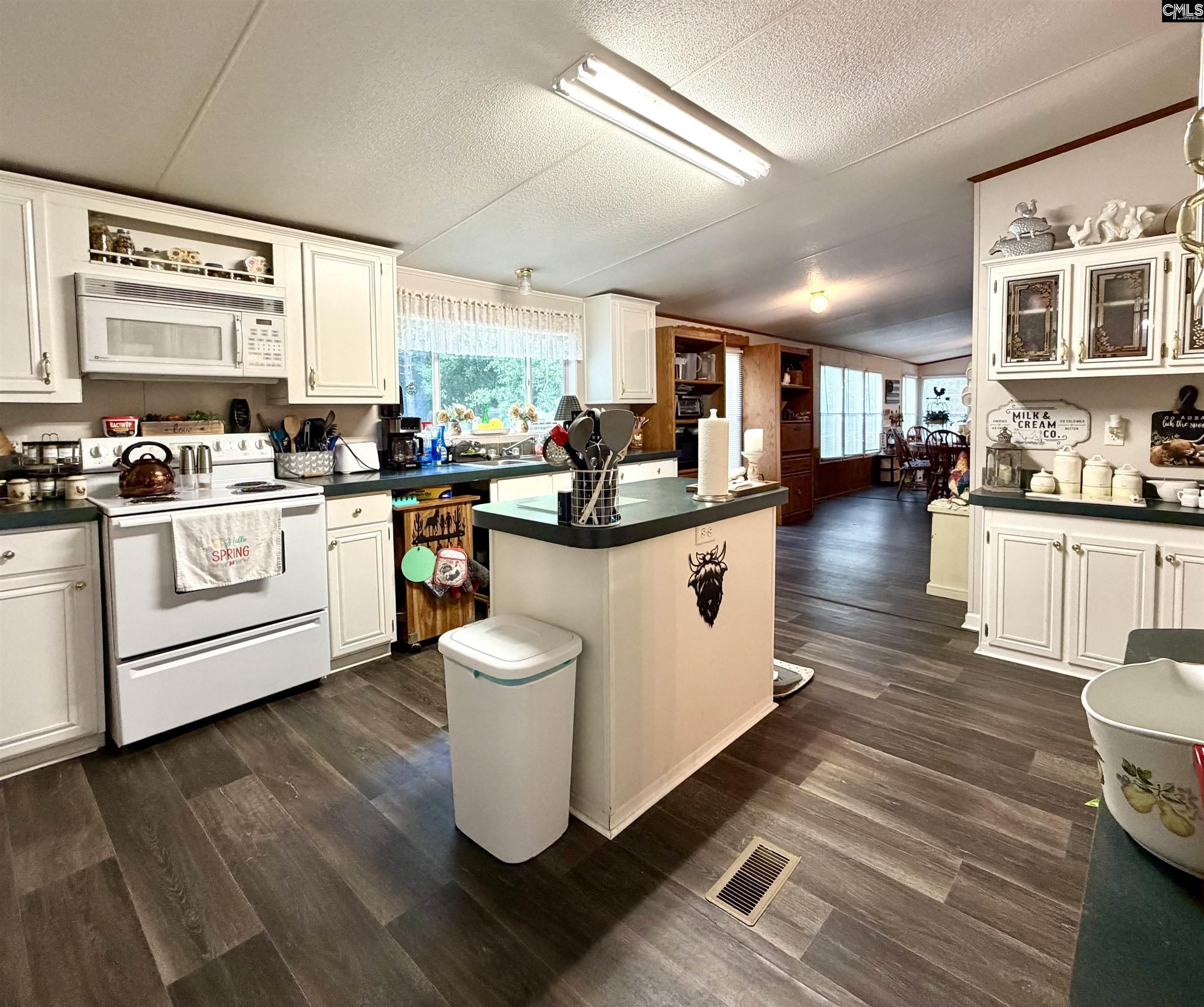 758 Maple Street Pelion, SC 29123
