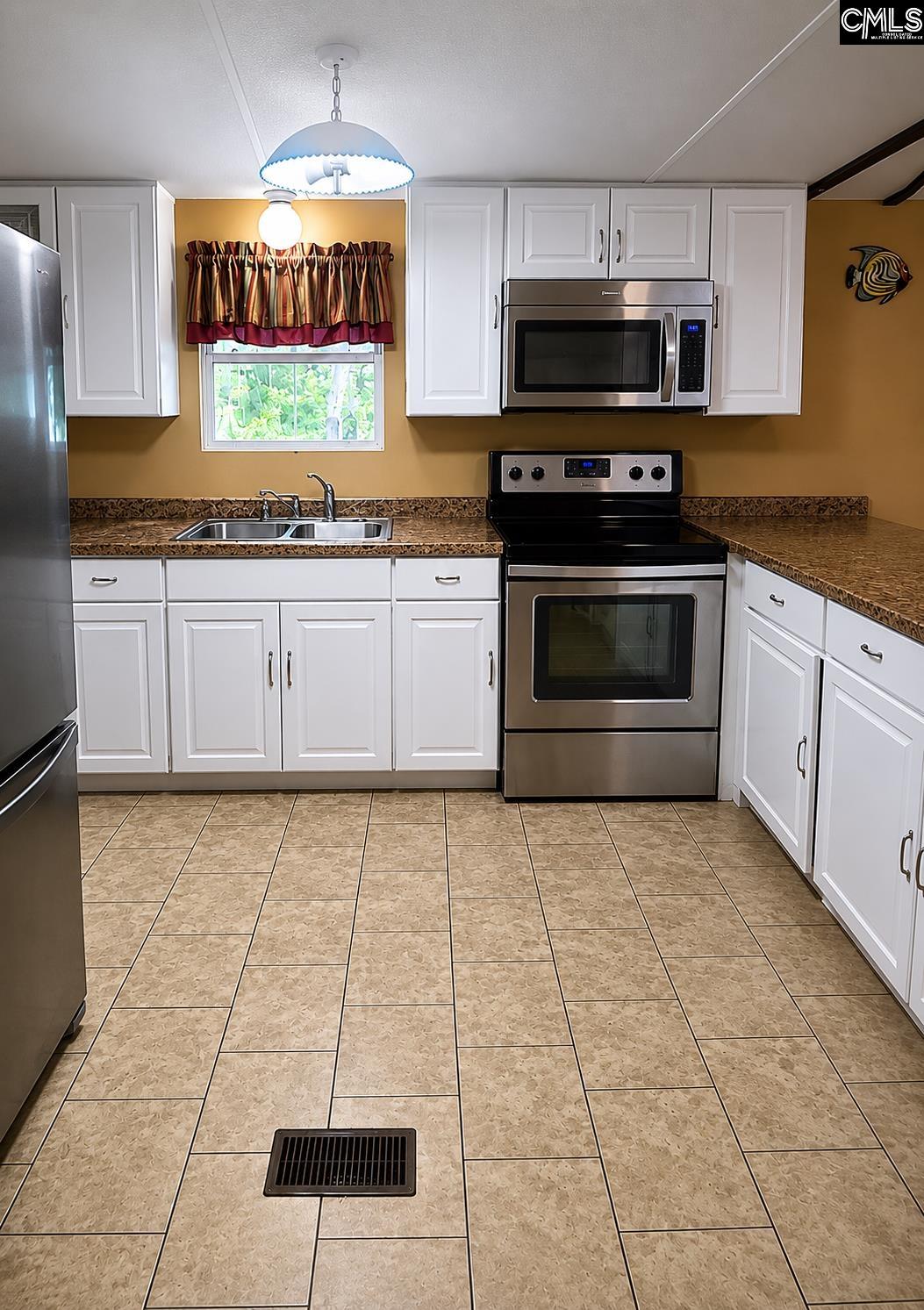 1459 Hemingway Road Loris, SC 29569