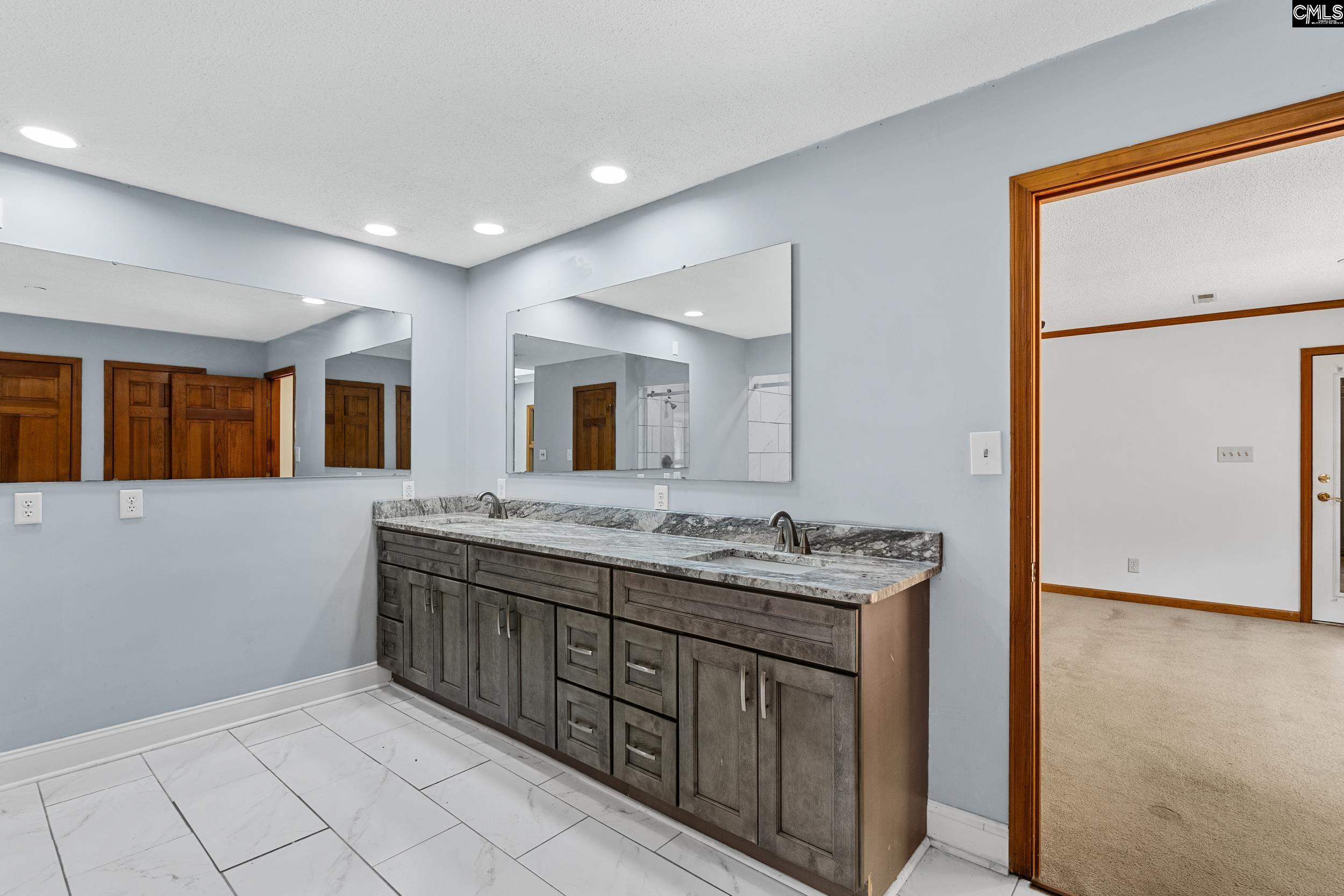 1843 Kolb Raod Road Sumter, SC 29154