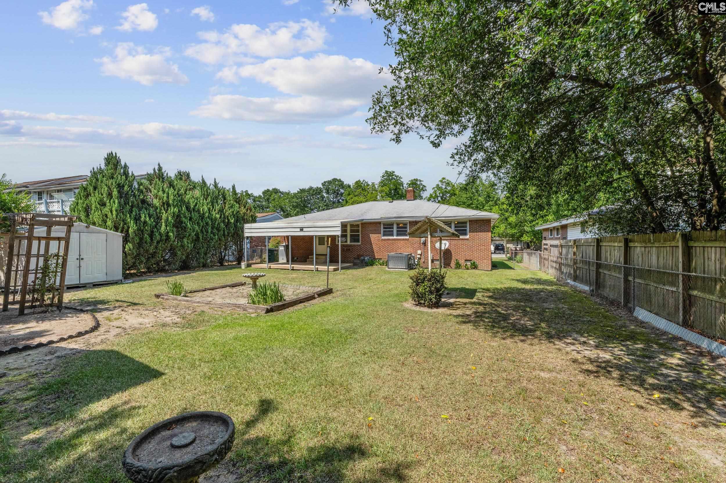 2324 Camelia Street Cayce, SC 29033