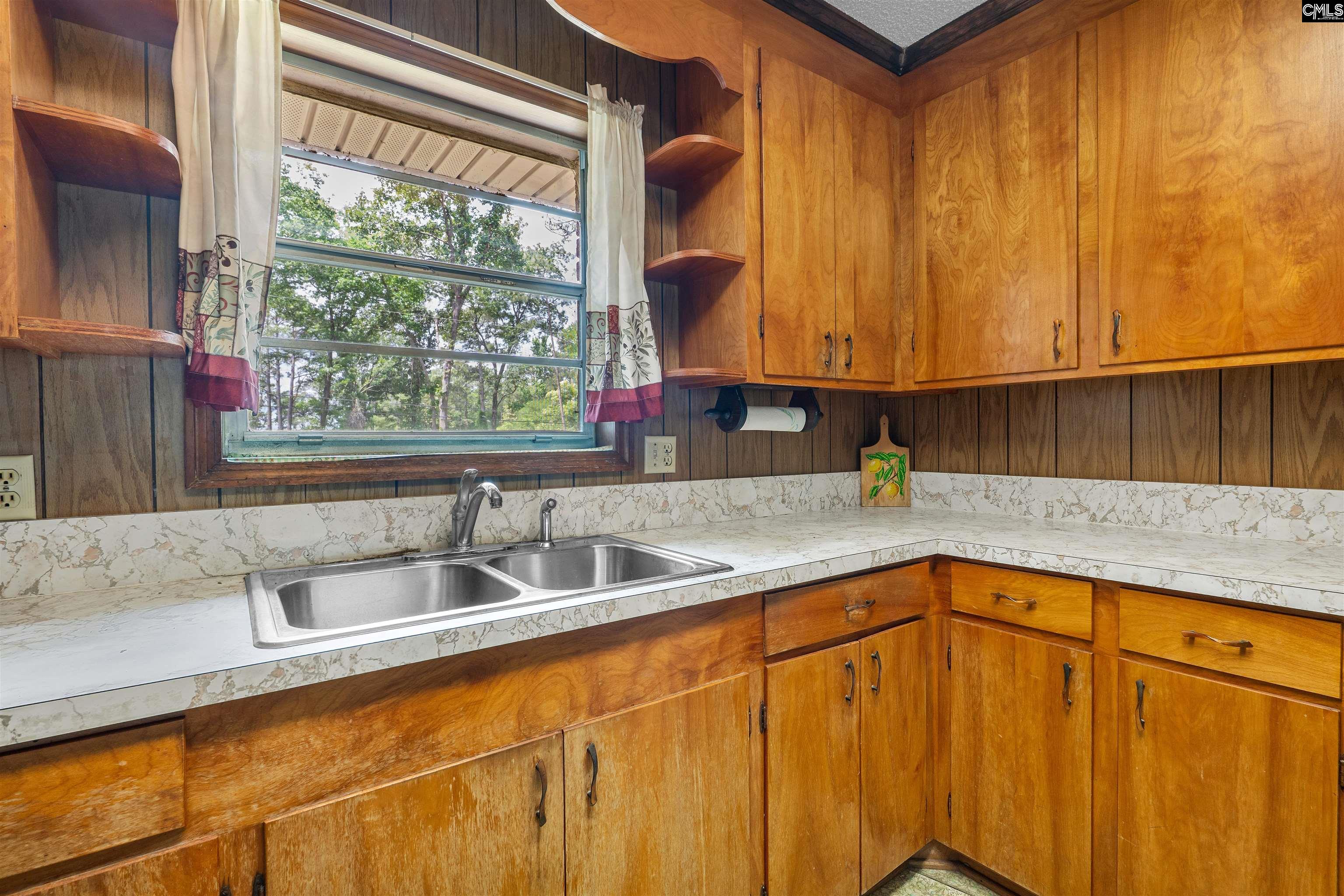 1041 Lynn Drive West Columbia, SC 29170