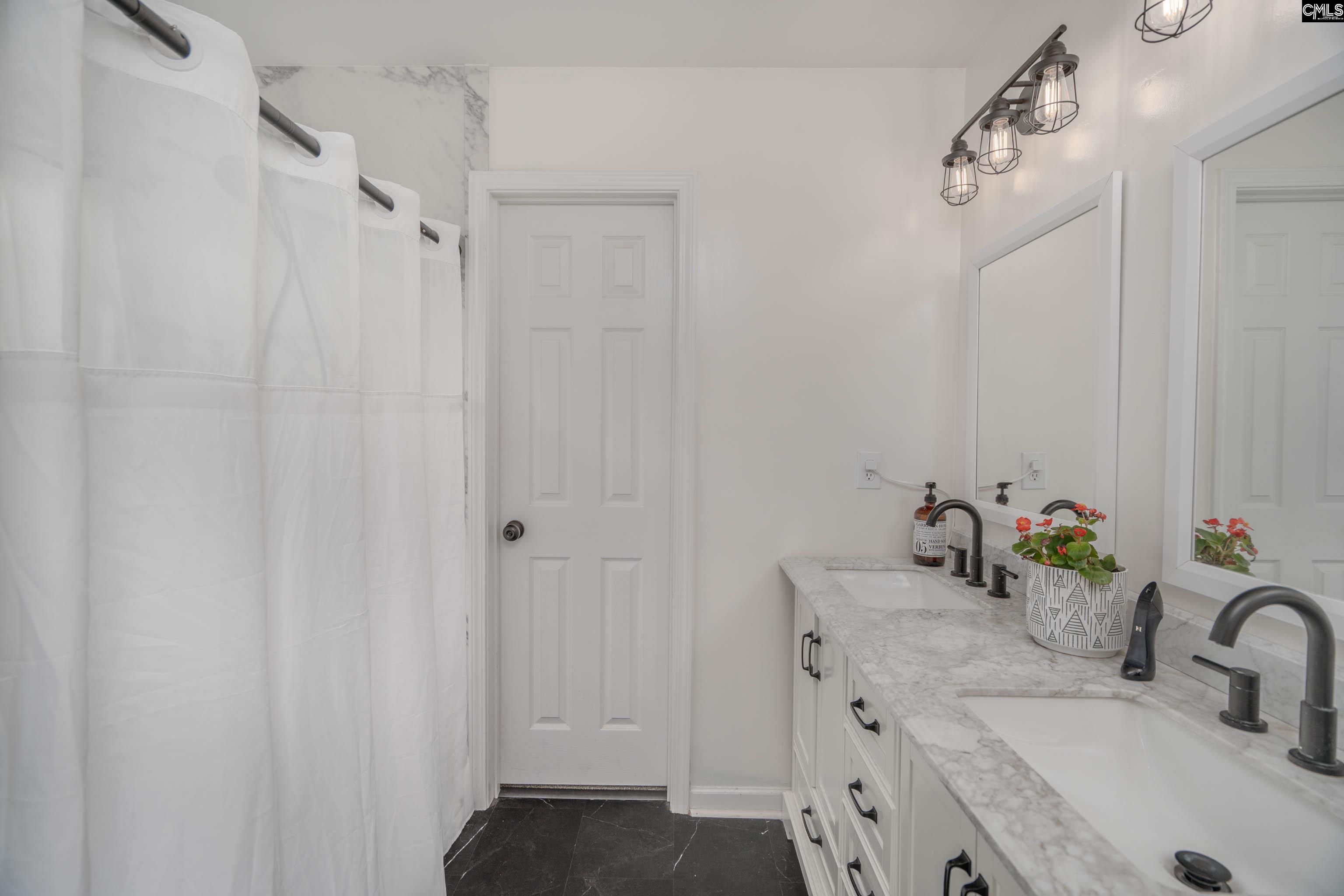 173 Oldtown Drive Lexington, SC 29072
