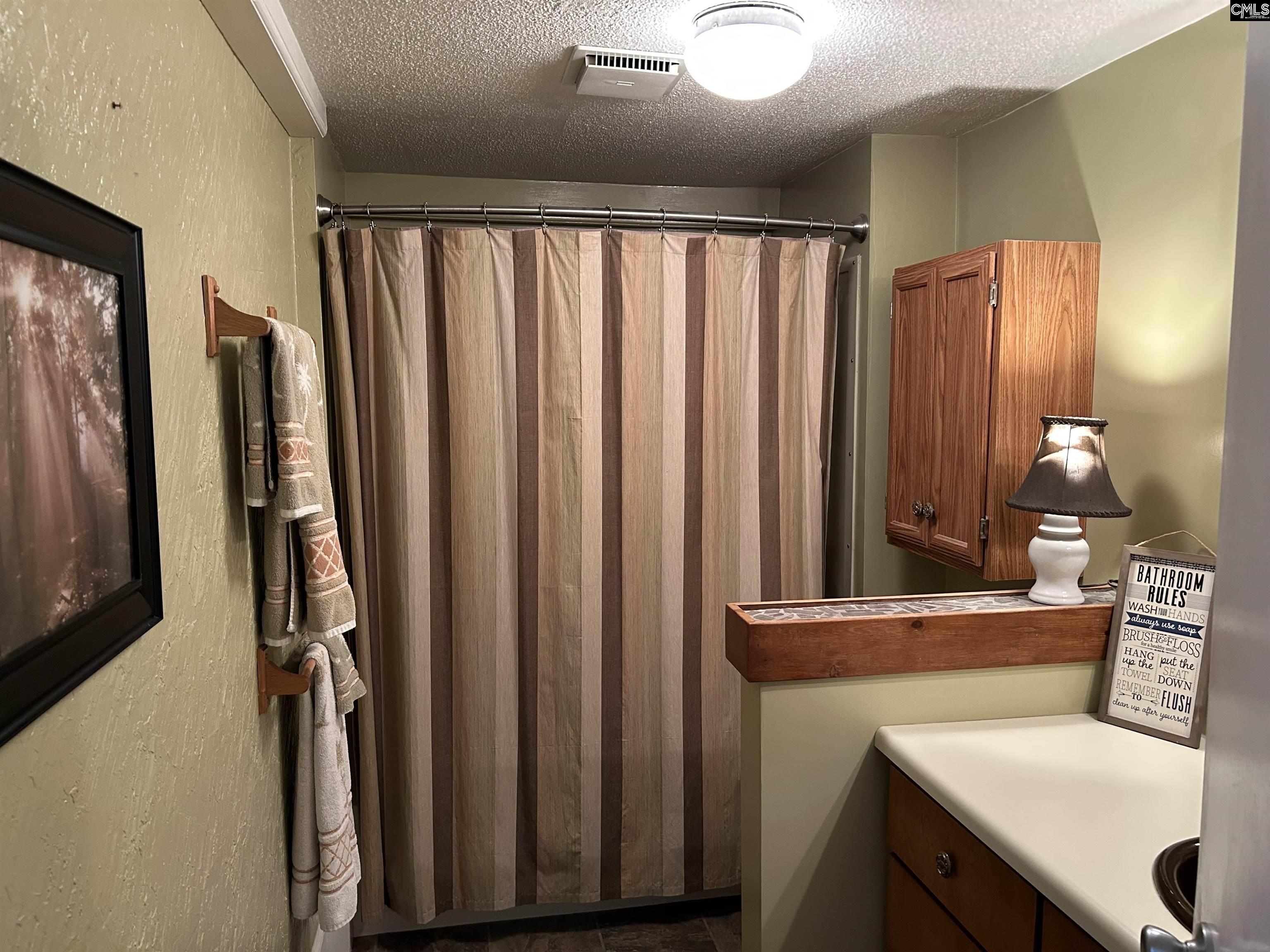 2989 Highway 1 North Cassatt, SC 29032