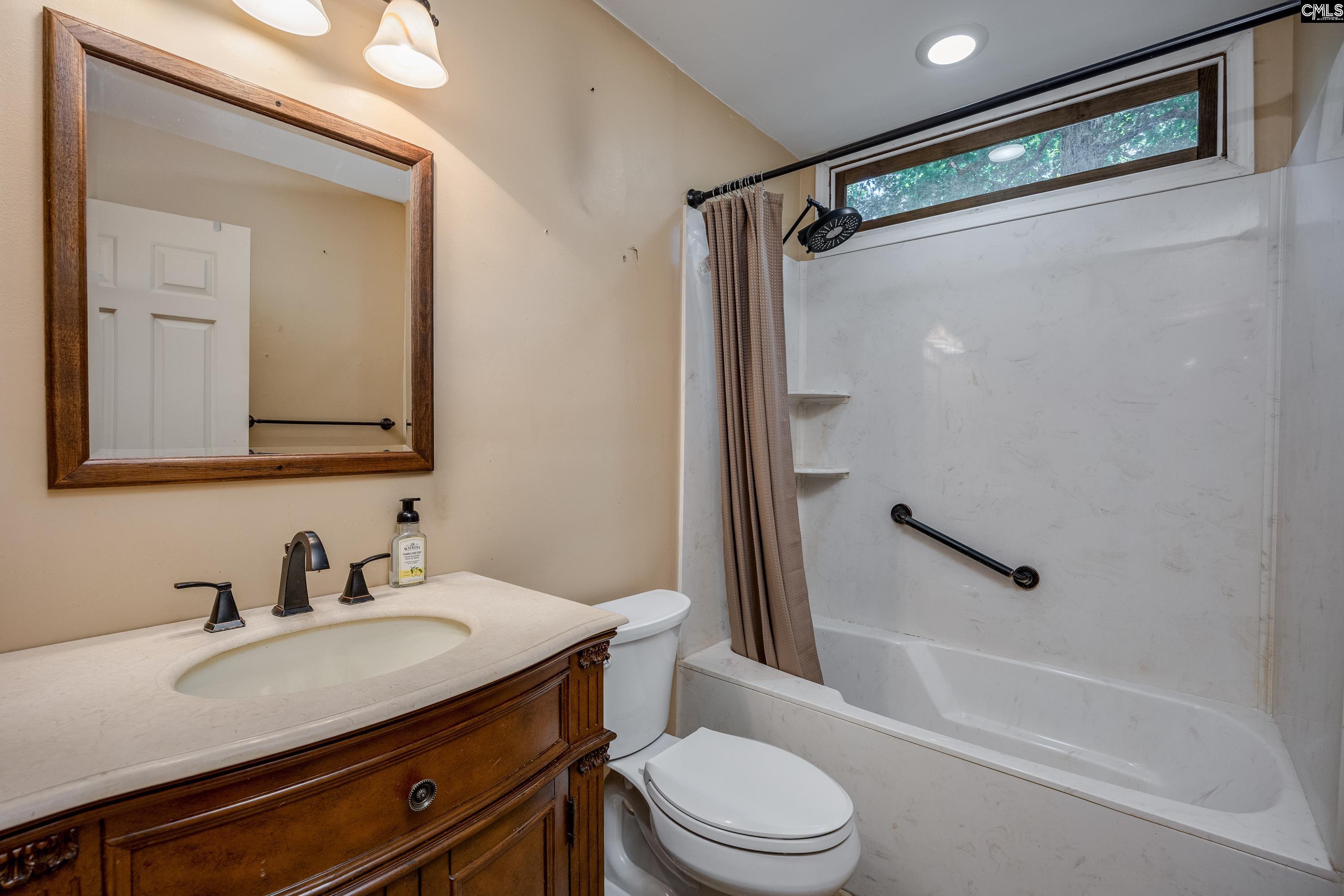 841 Foxden Road Gilbert, SC 29054