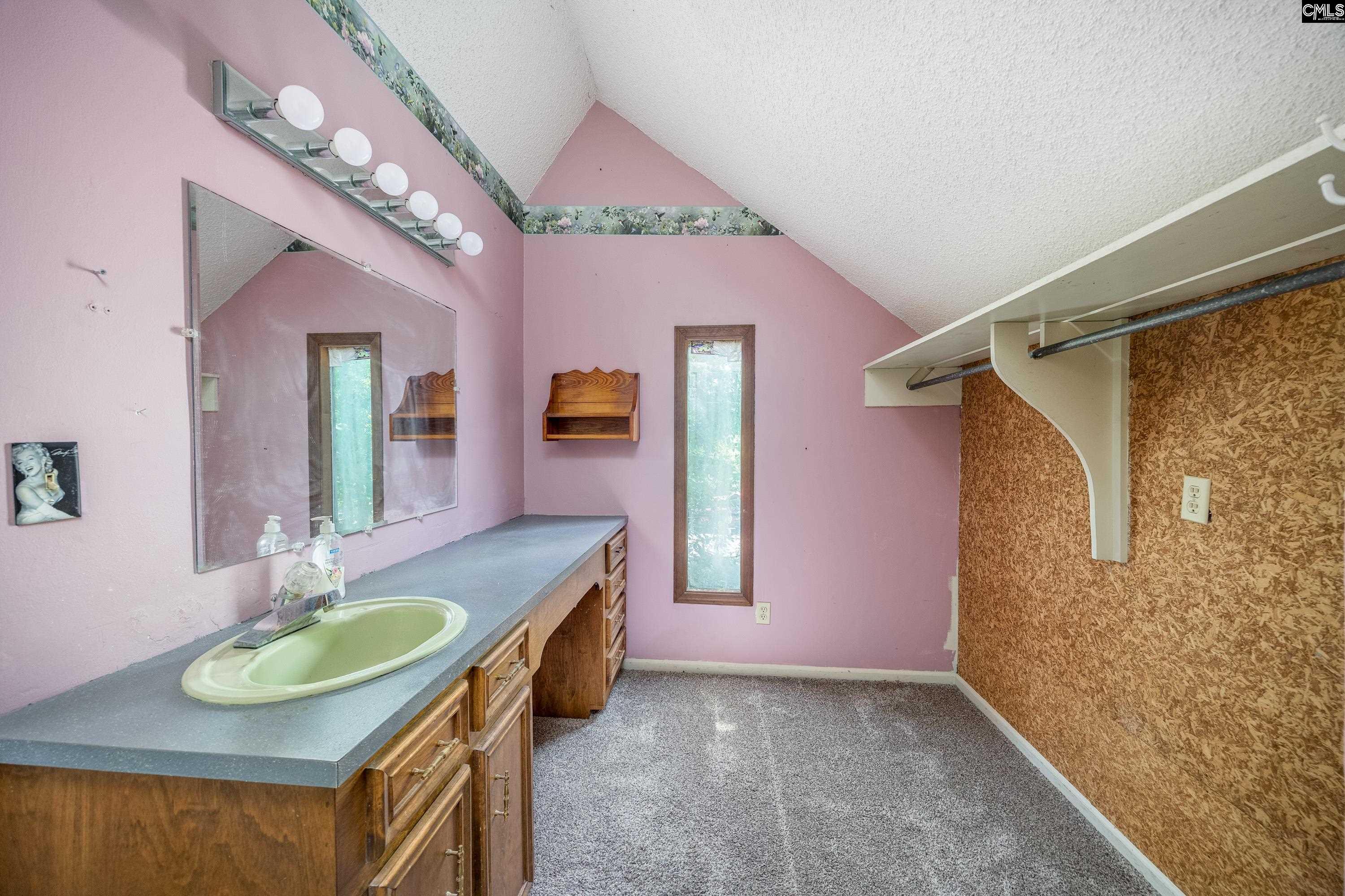 841 Foxden Road Gilbert, SC 29054
