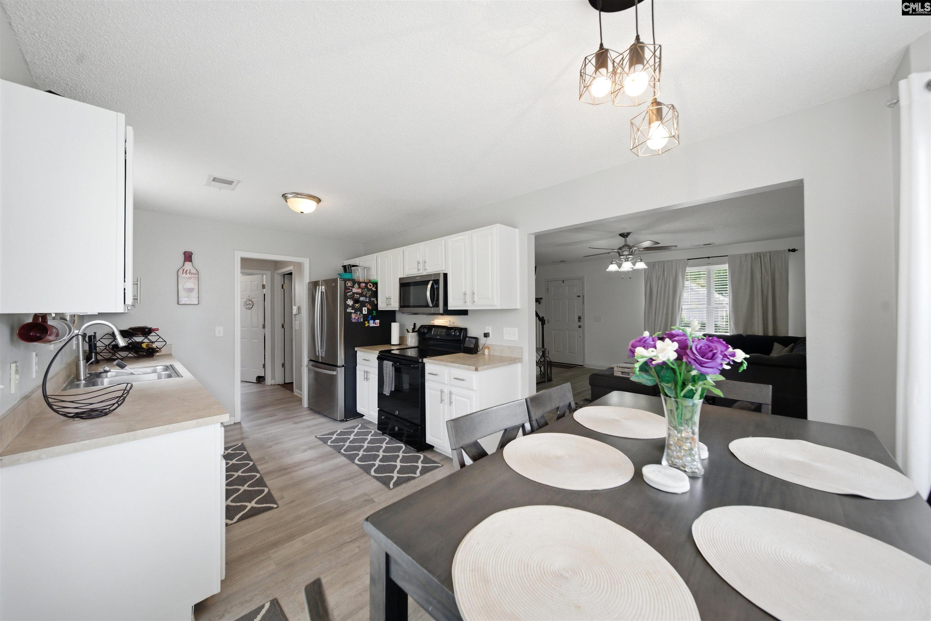 83 Driftwood Avenue Elgin, SC 29045
