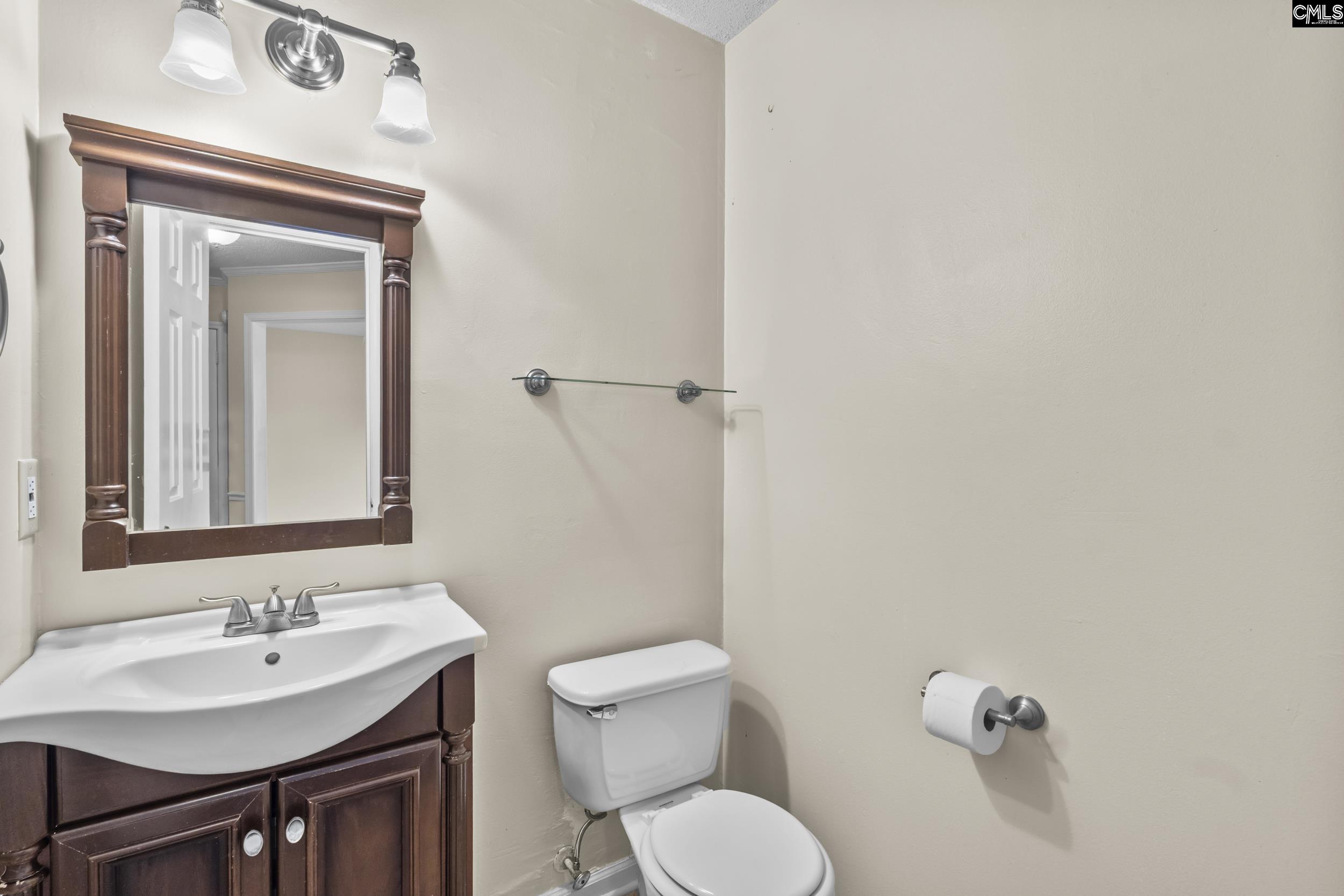 80 N Lake Pointe Drive Columbia, SC 29229