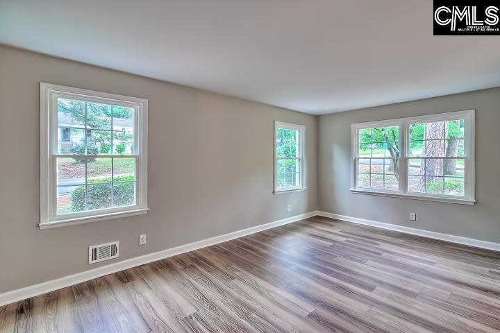 3817 Abingdon Columbia, SC 29203