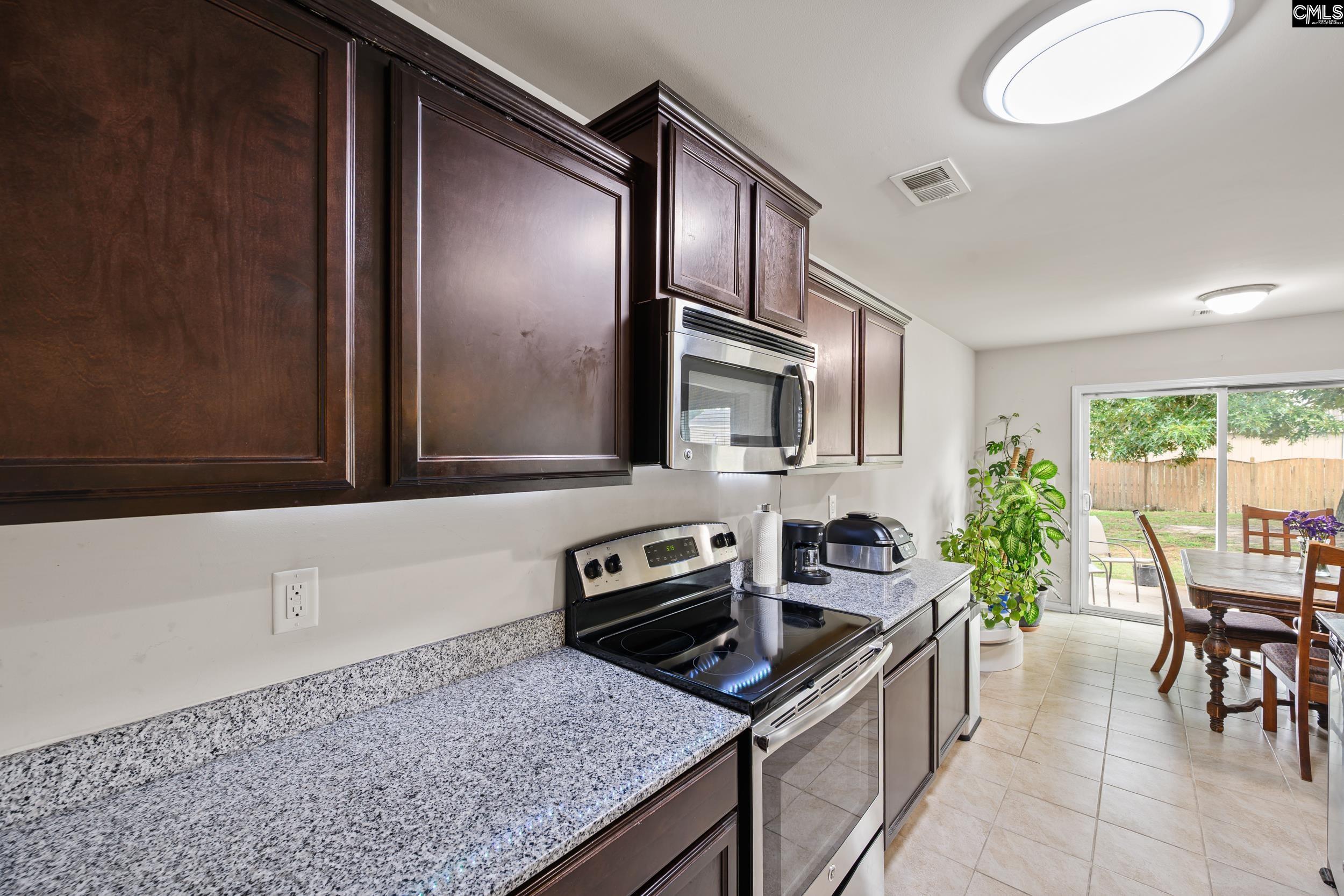 123 Castlefield Drive Lexington, SC 29073-6843
