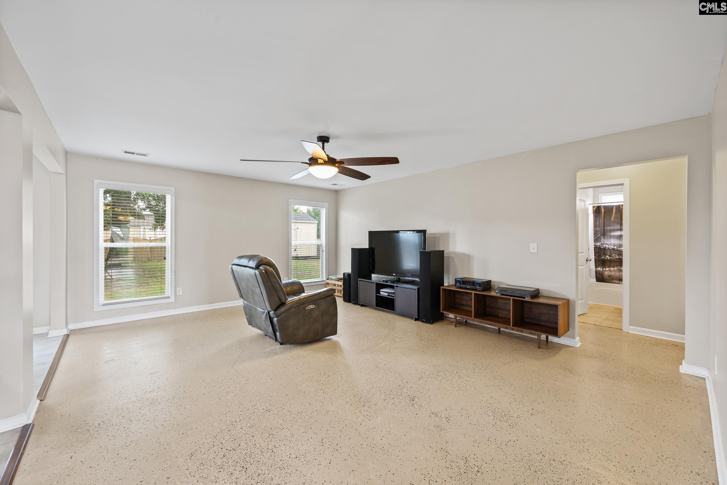 123 Castlefield Drive Lexington, SC 29073-6843