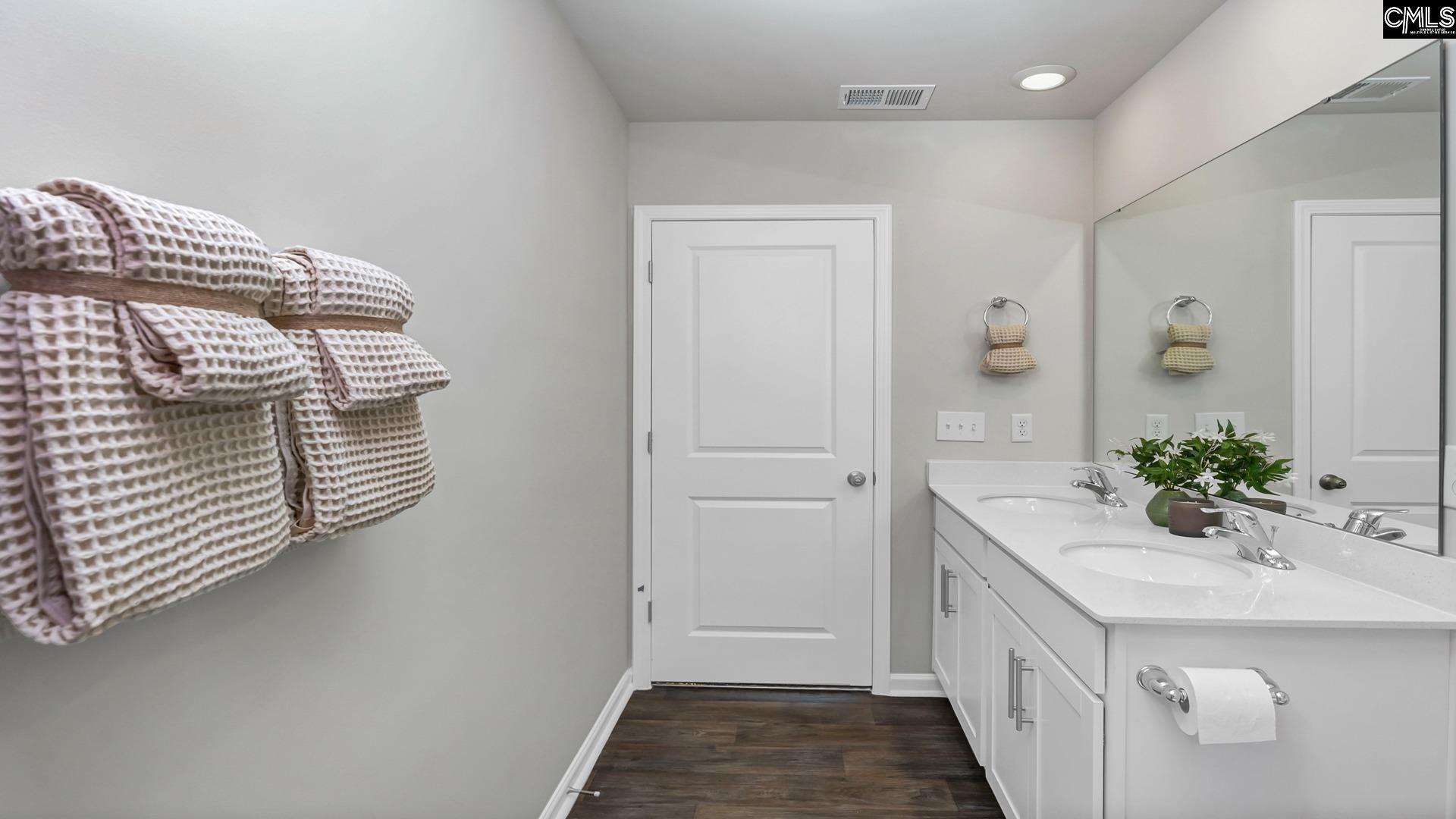 1095 Grand Oaks Drive Columbia, SC 29203