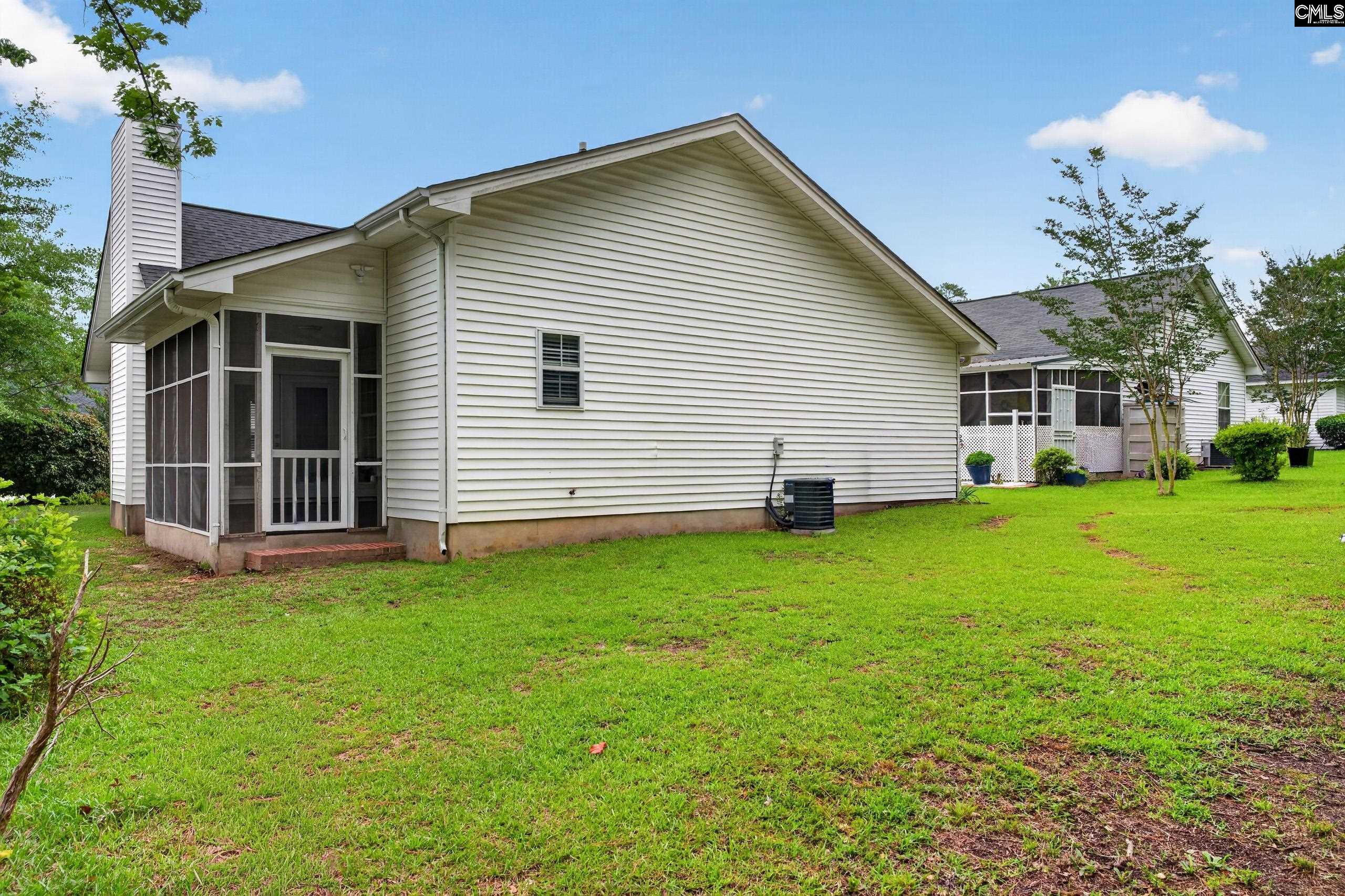 140 Twin Oaks Lane Columbia, SC 29209-4241