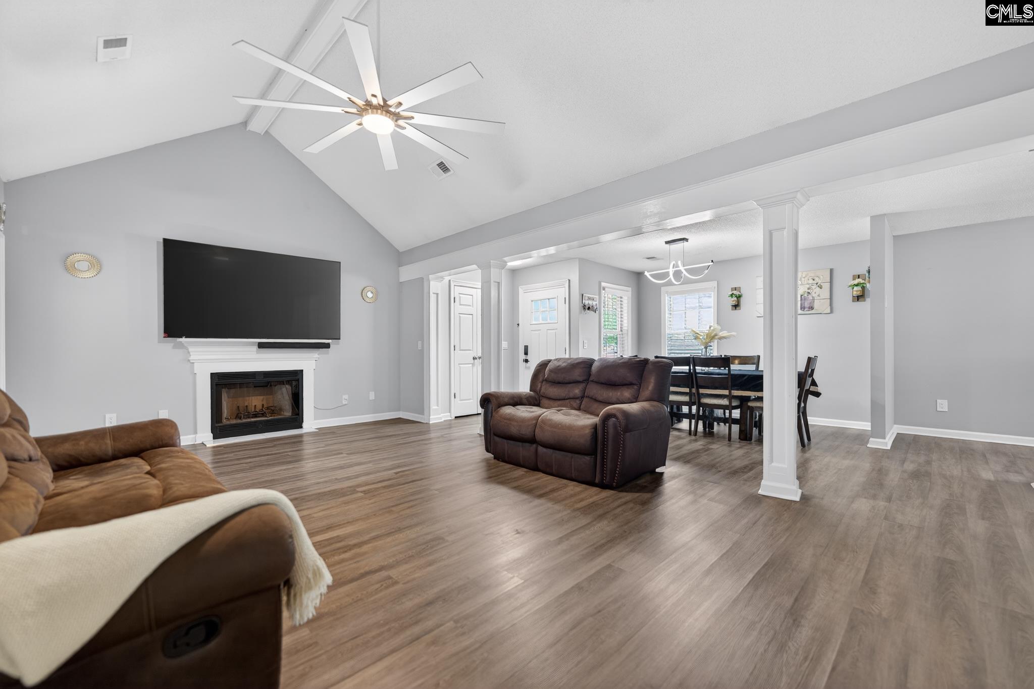140 Twin Oaks Lane Columbia, SC 29209-4241