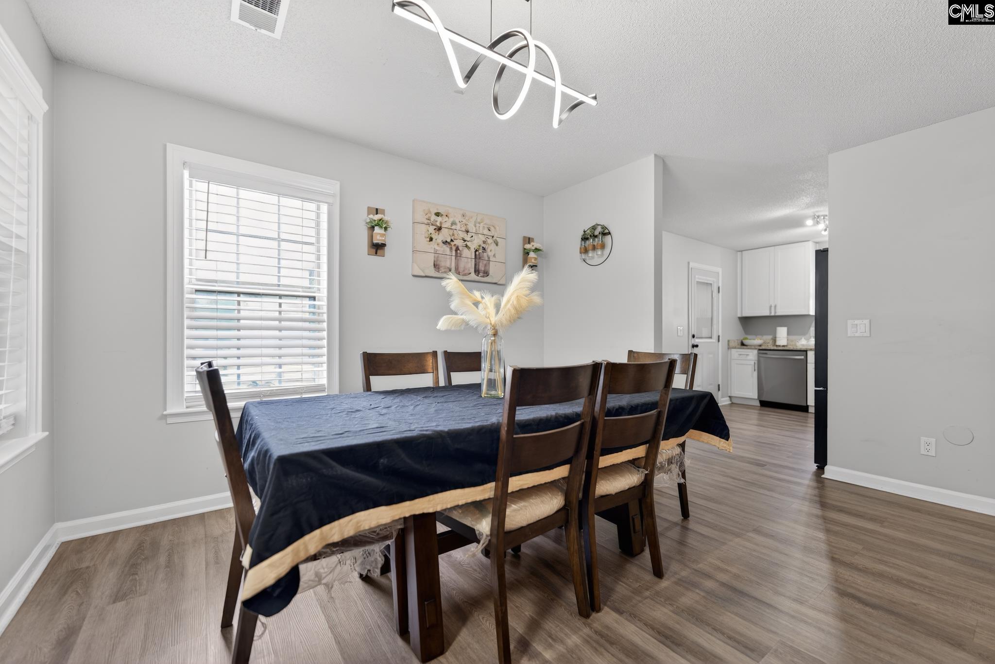 140 Twin Oaks Lane Columbia, SC 29209-4241