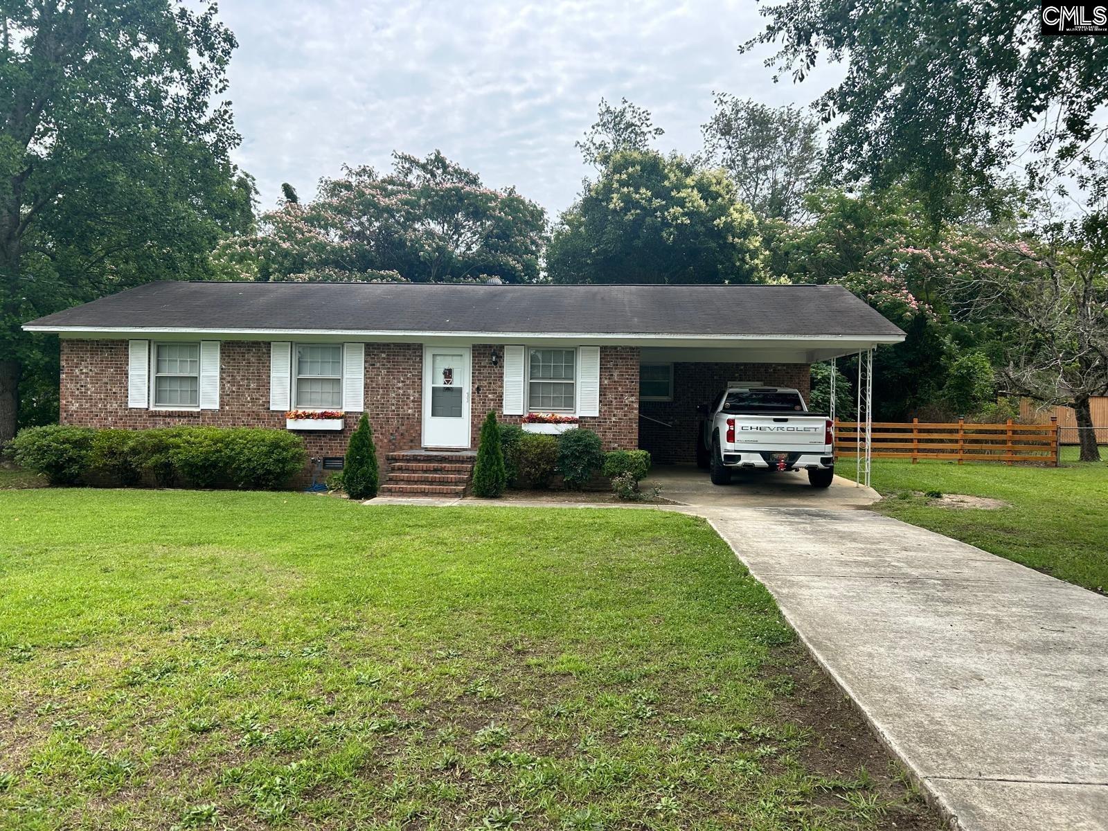 509 S Lee Street Bishopville, SC 29210