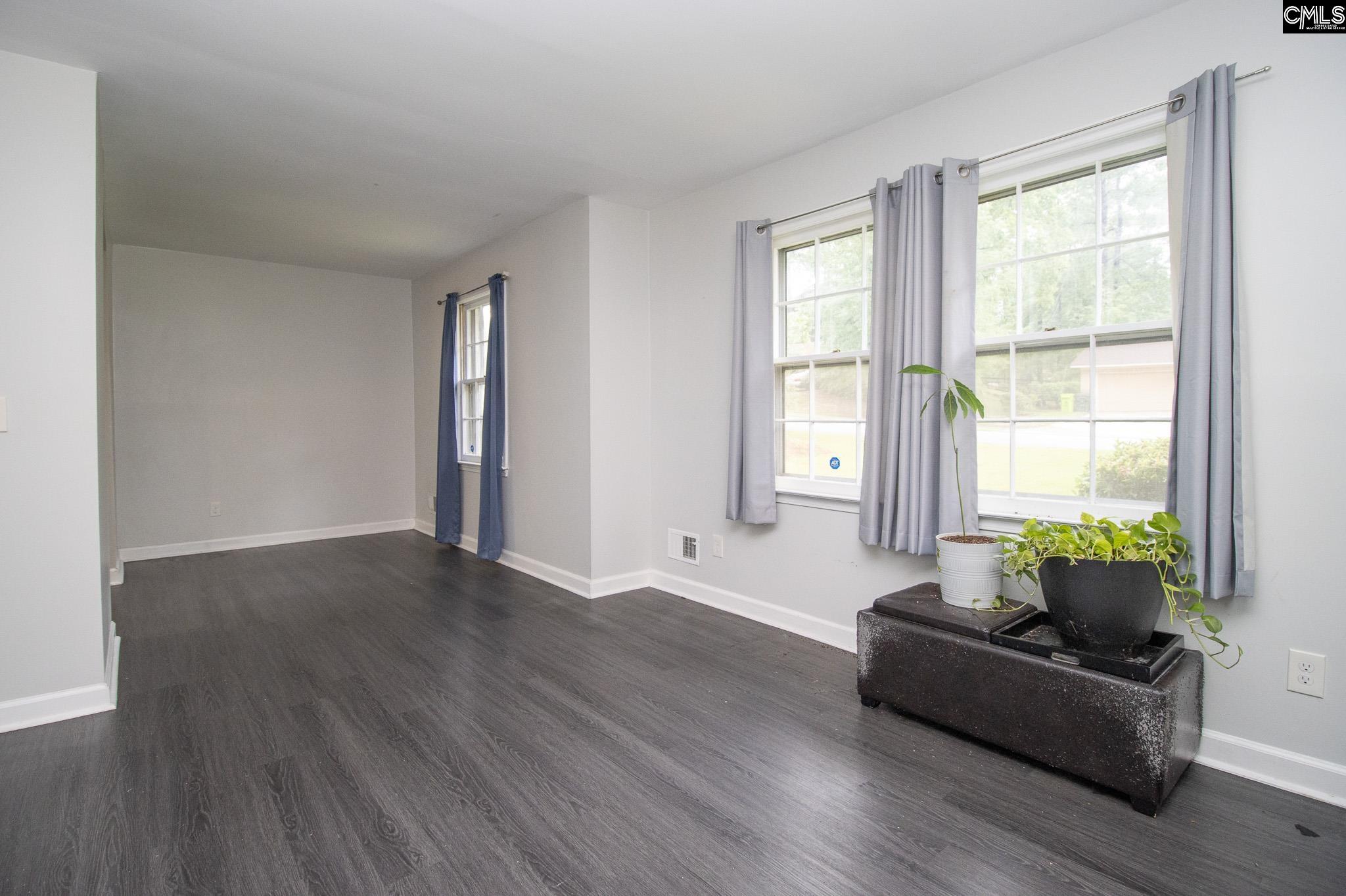 219 Finsbury Road Columbia, SC 29212