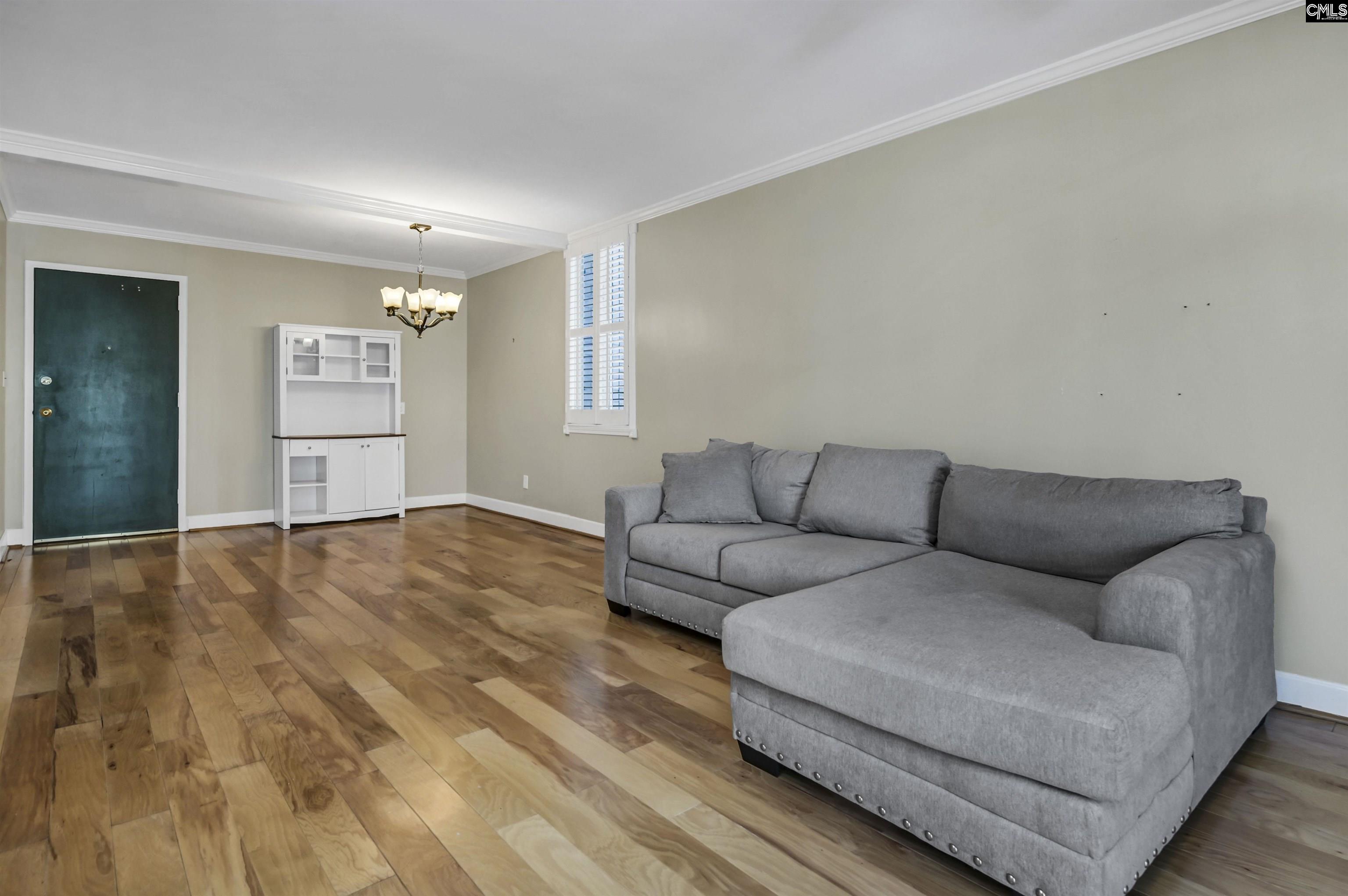 619 King Street Columbia, SC 29205-2365