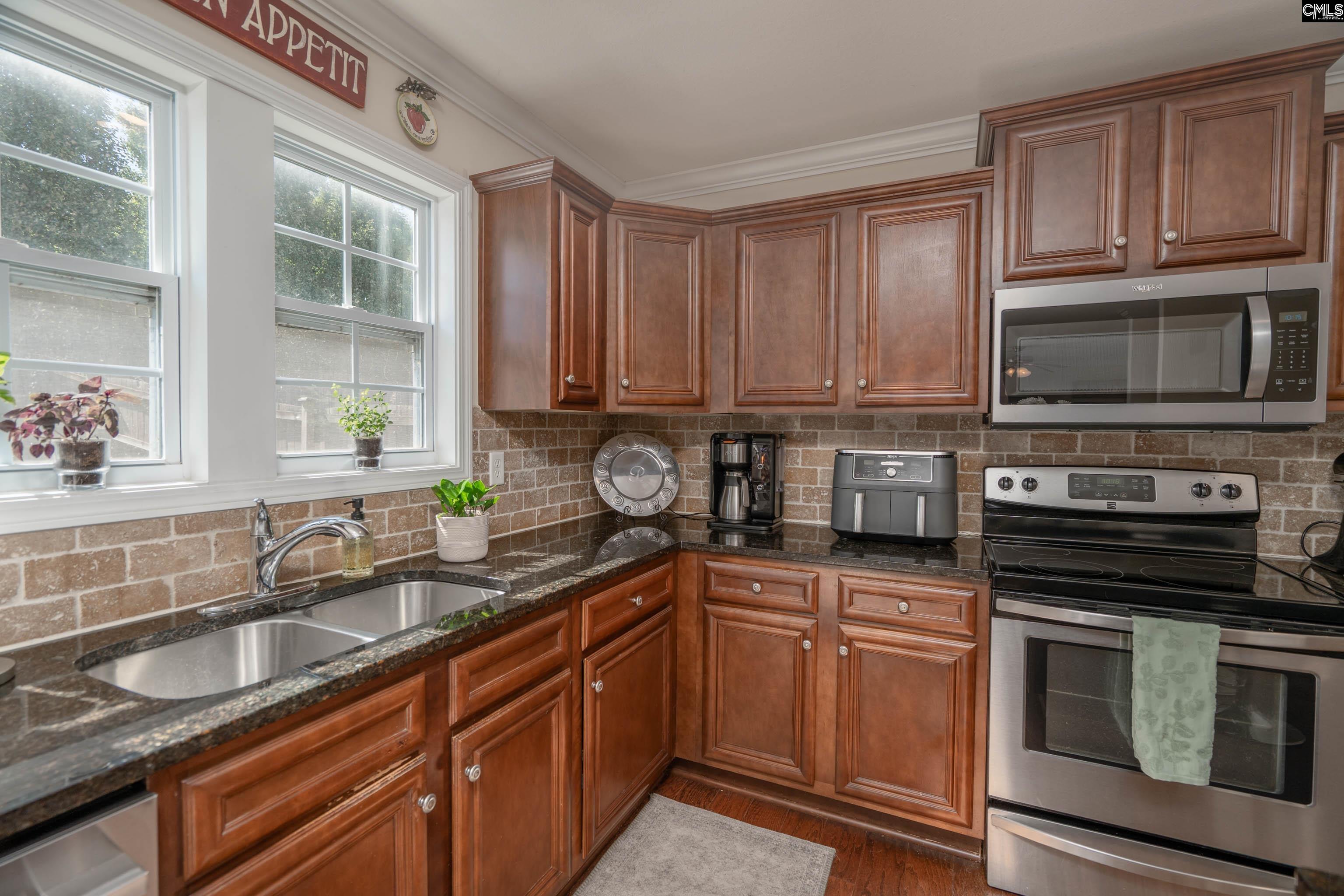133 Palm St Chapin, SC 29036