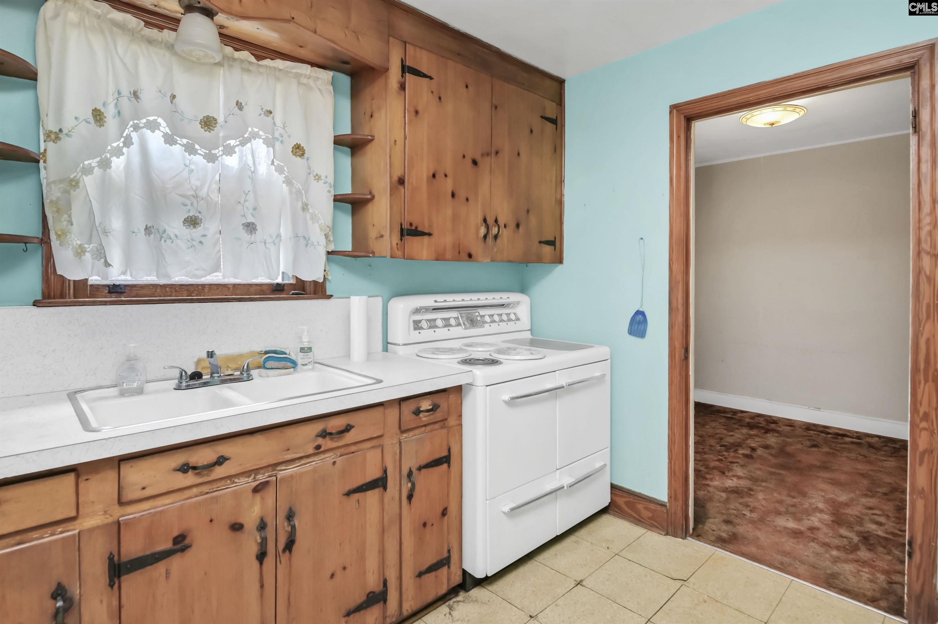 1522 Hibiscus Street Columbia, SC 29205-4716