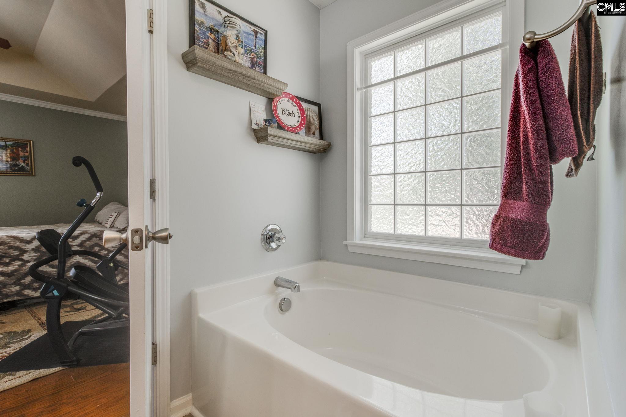 43 Abbey Road Elgin, SC 29045