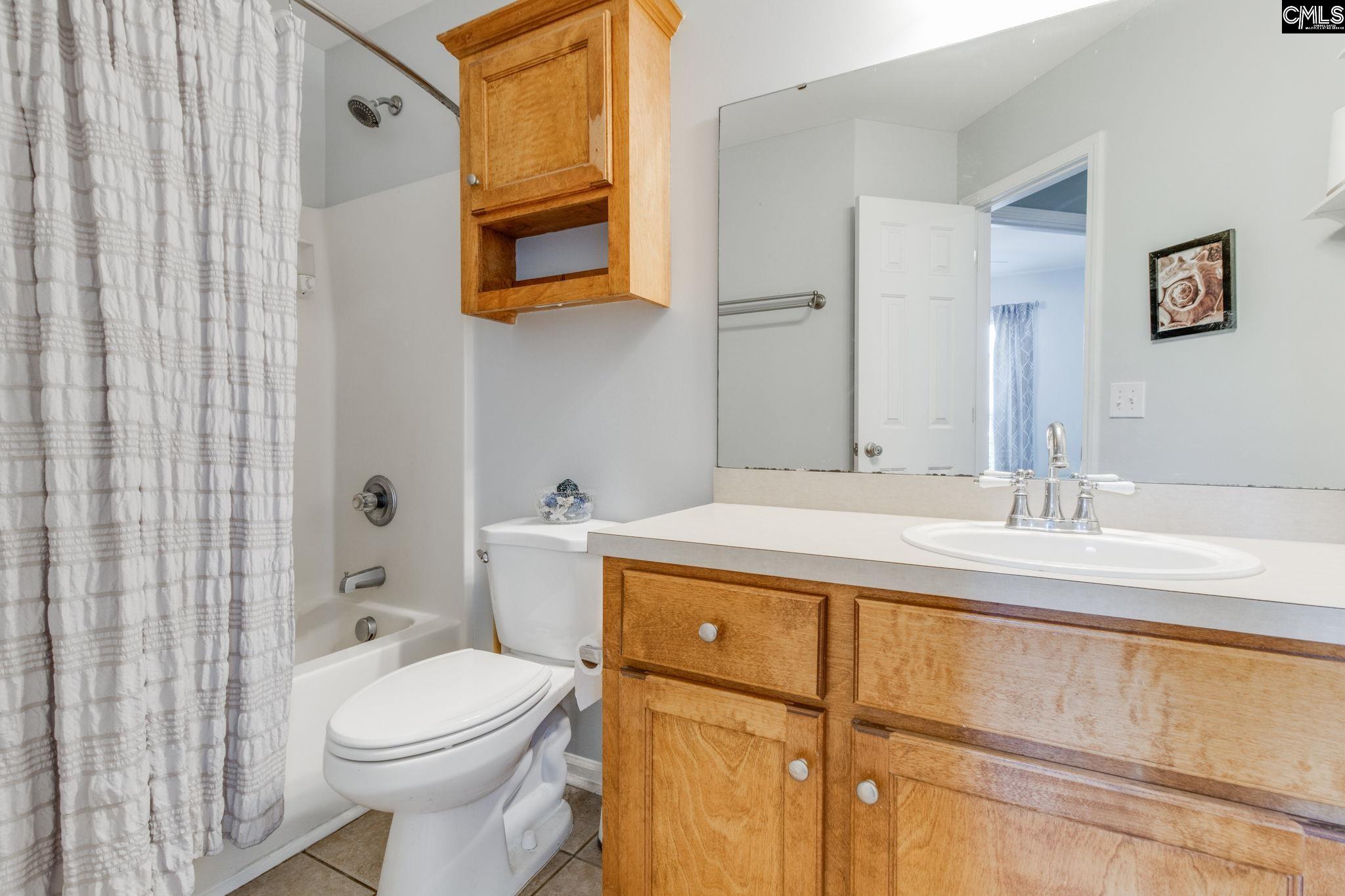 43 Abbey Road Elgin, SC 29045
