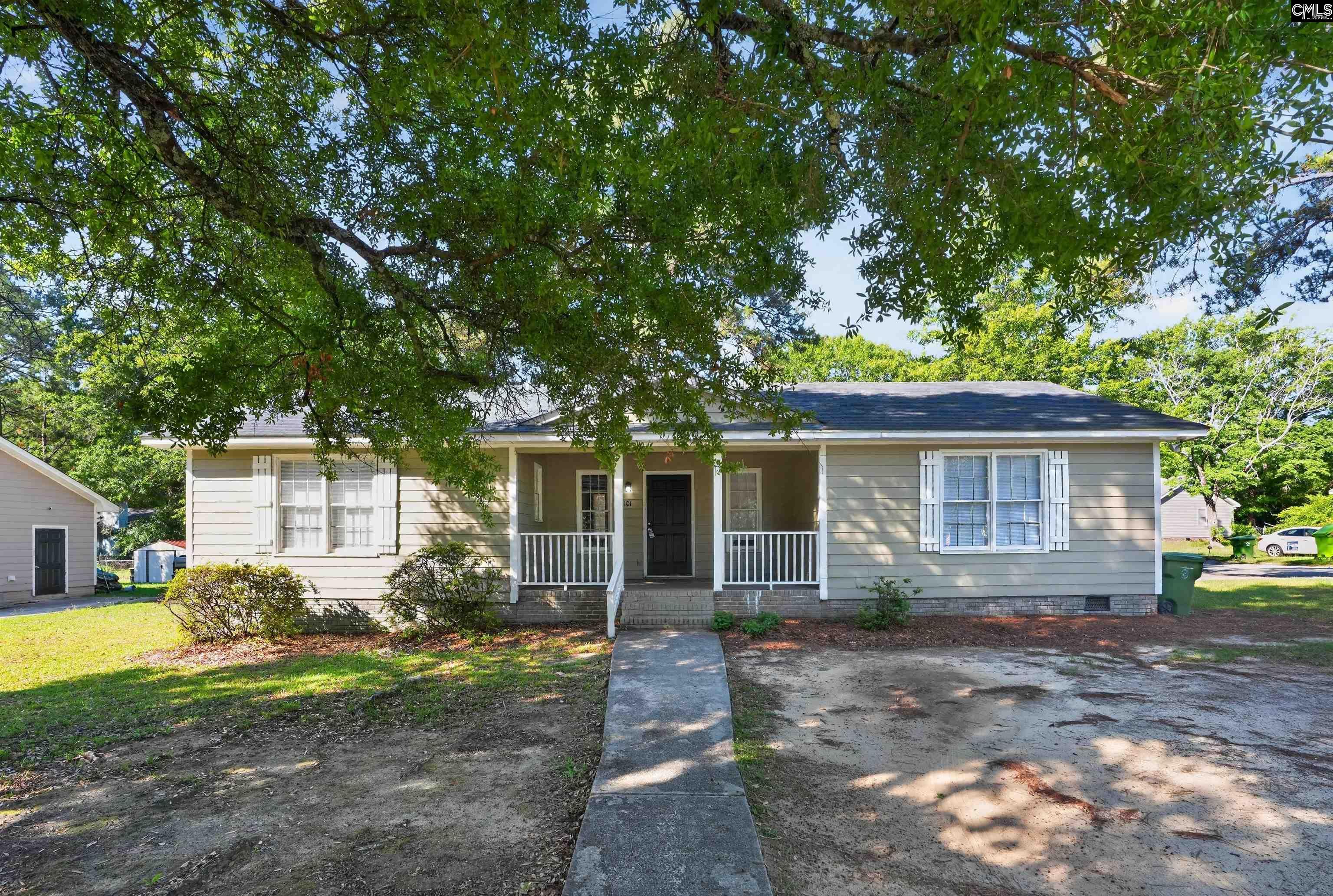 101 Roost Road Hopkins, SC 29061