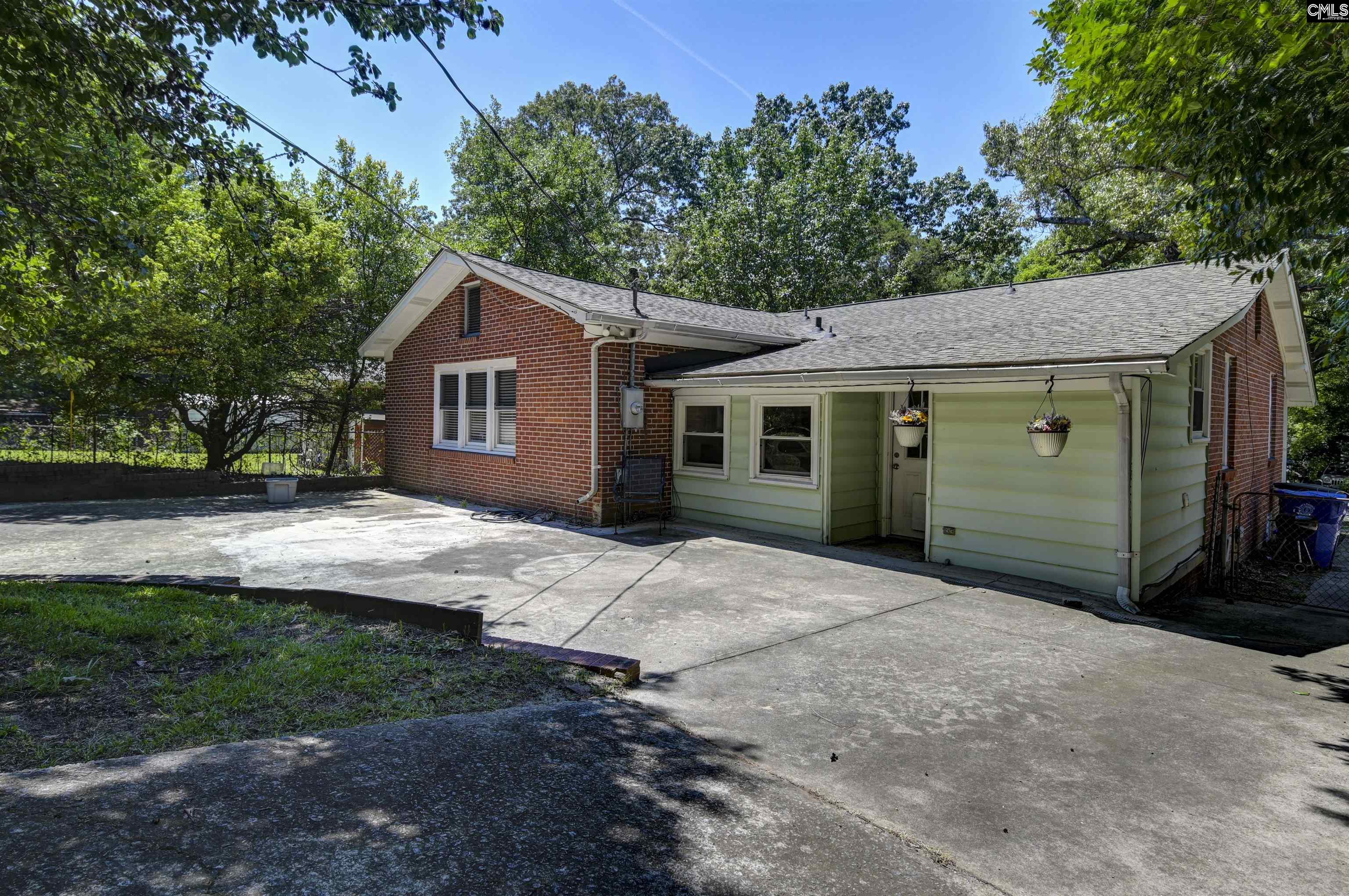 2807 Holt Drive Columbia, SC 29205