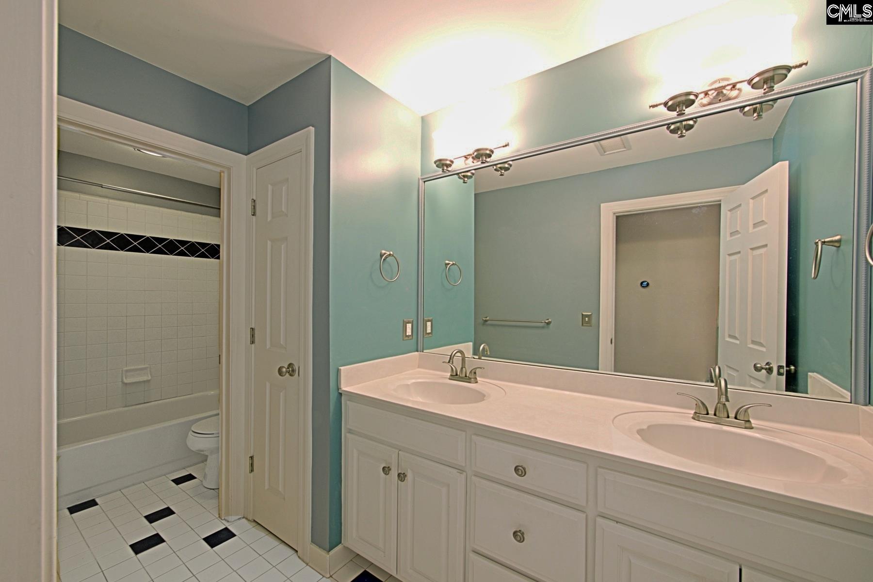 1 Oakmist Ct Blythewood, SC 29016-8707