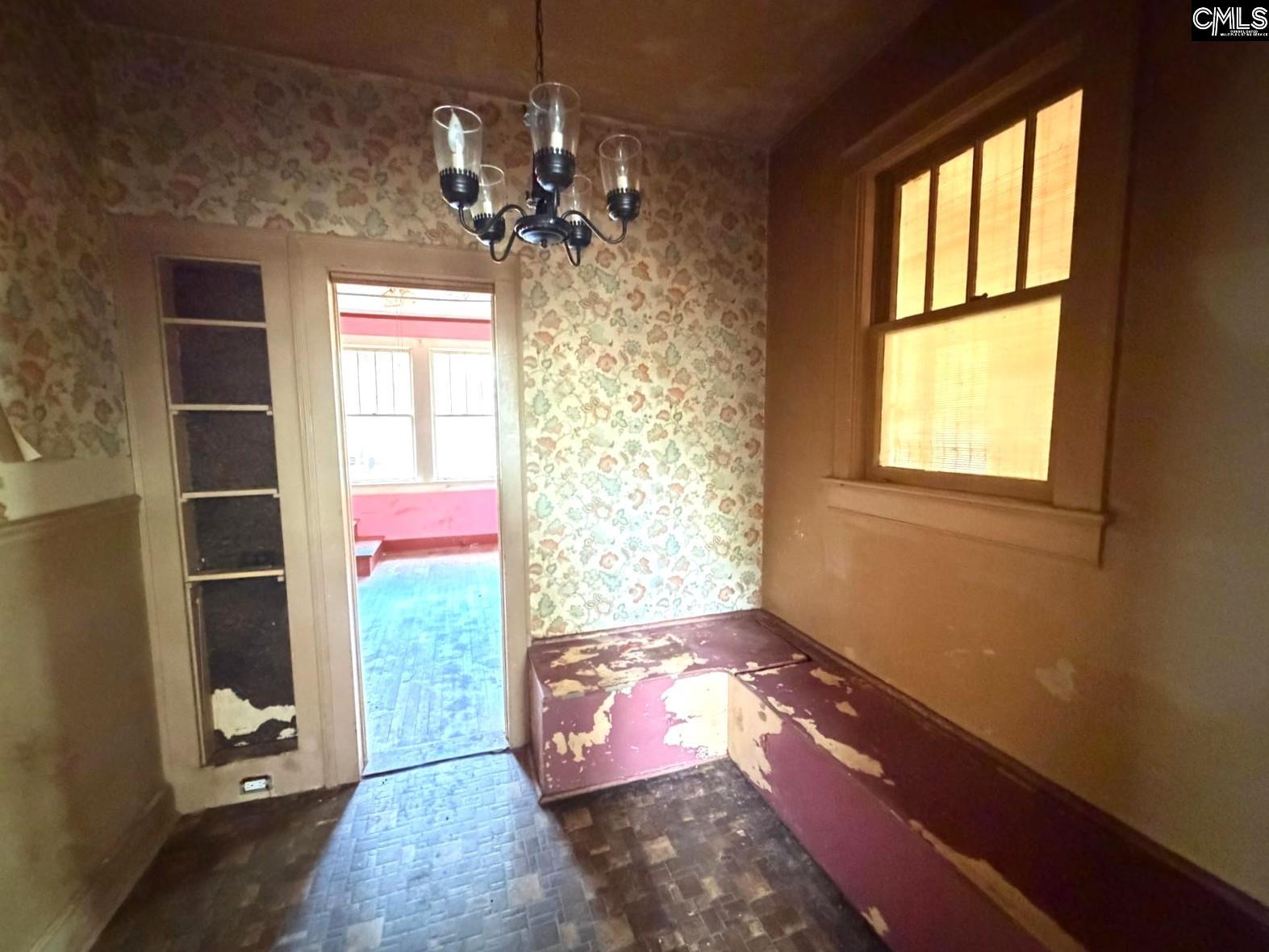 3961 Live Oak Street Columbia, SC 29205