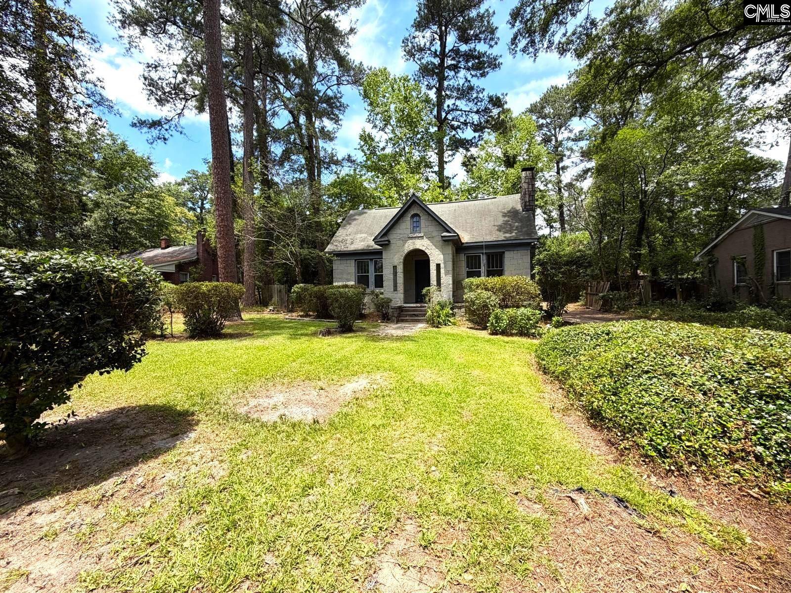 3961 Live Oak Street Columbia, SC 29205
