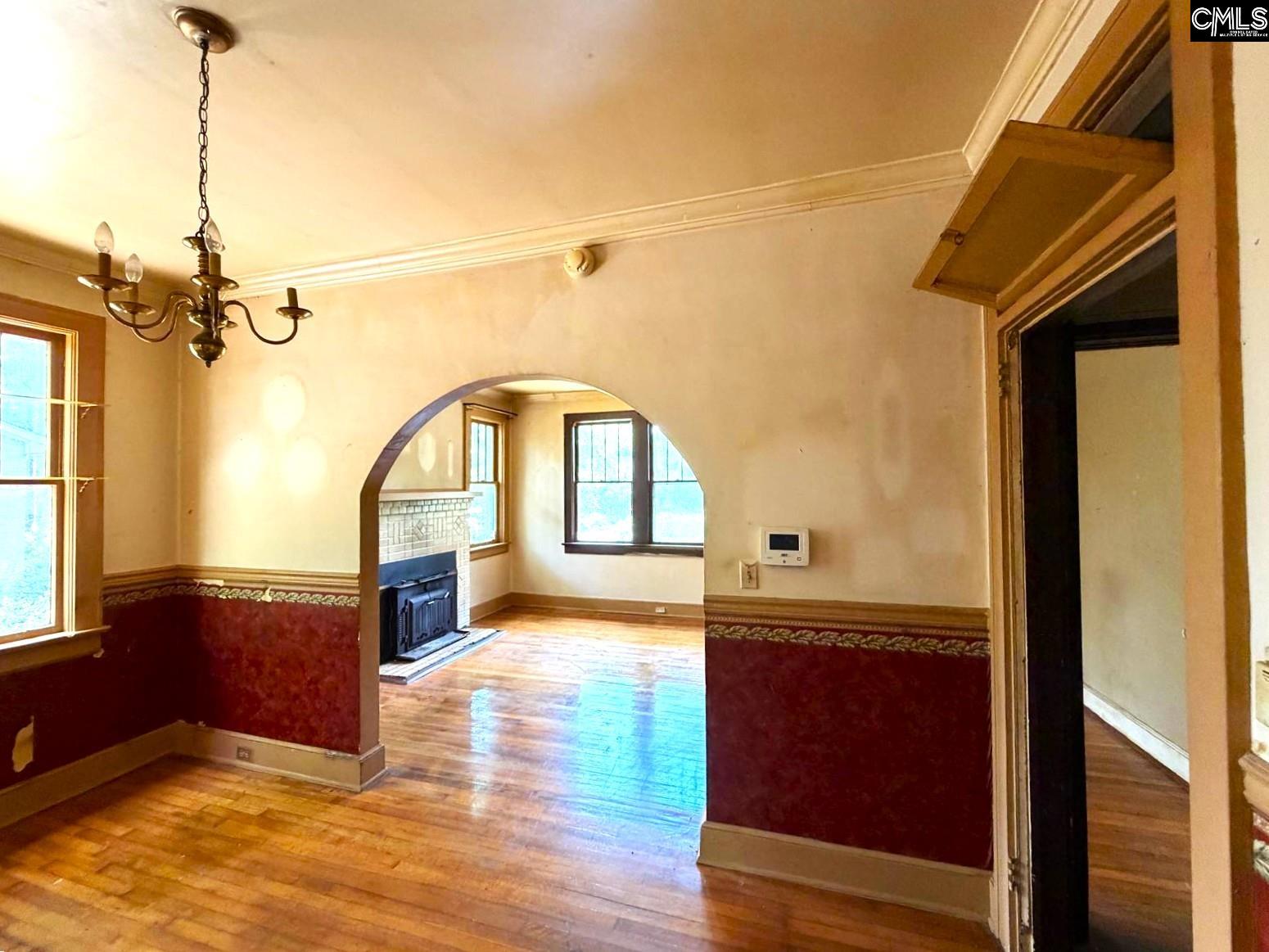 3961 Live Oak Street Columbia, SC 29205